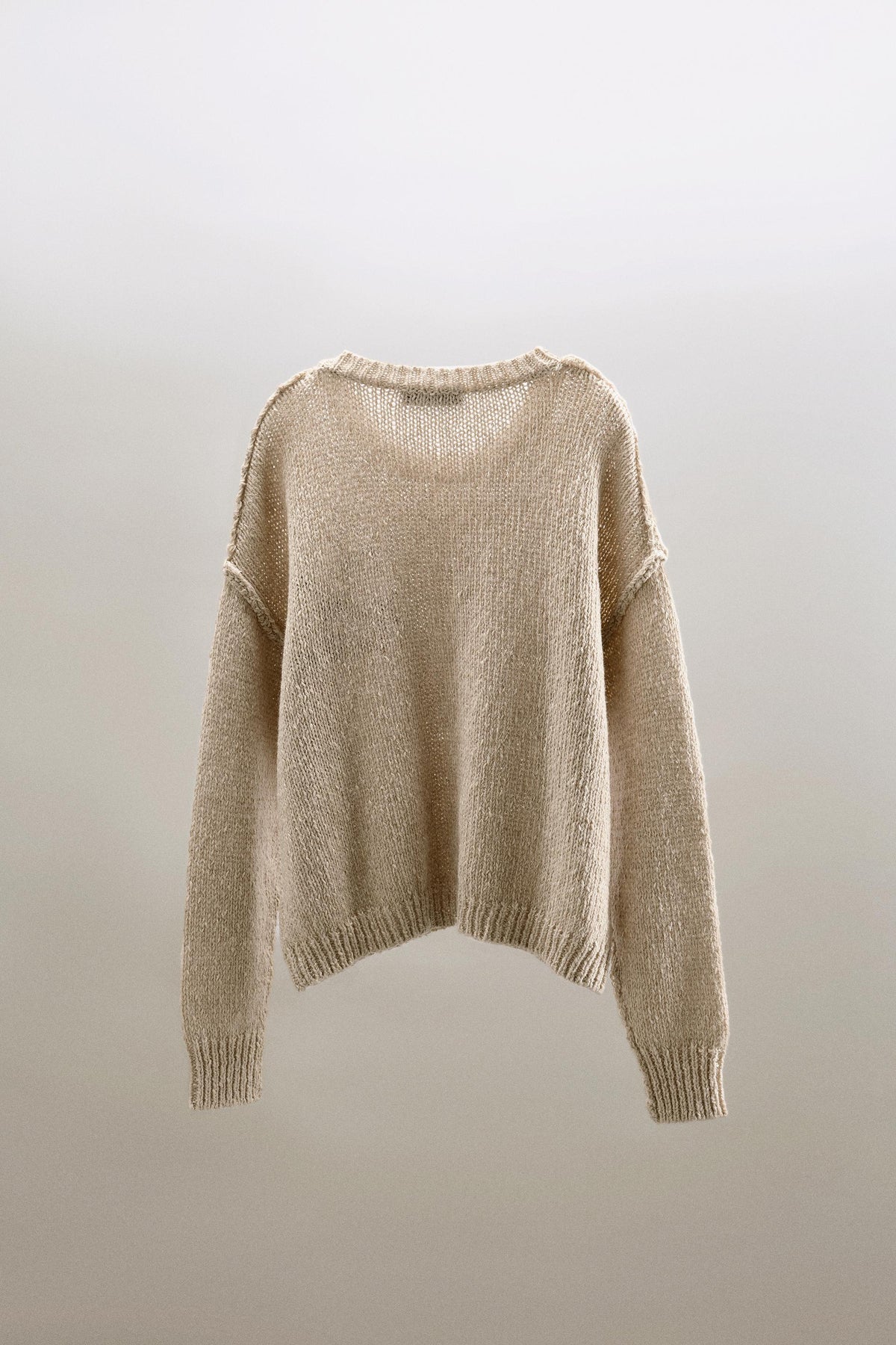 Wollpullover mit Stickerei