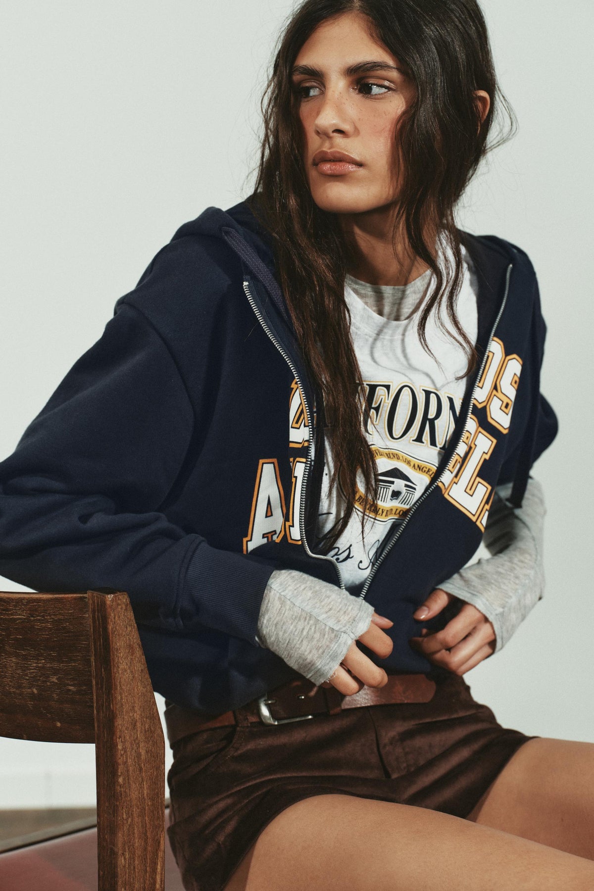 Kontrastfarbener College-Hoodie