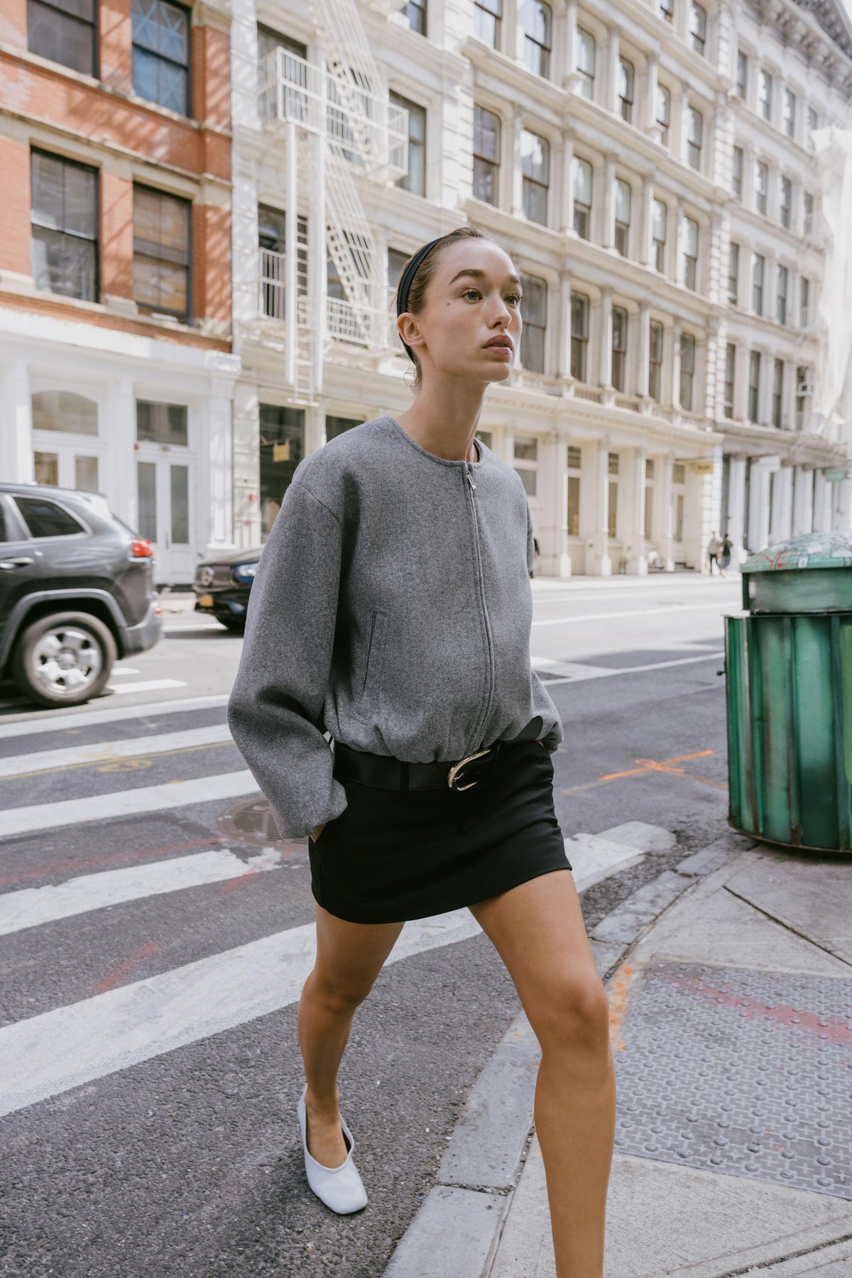 Ballerina aus Leder mit Ziernähten