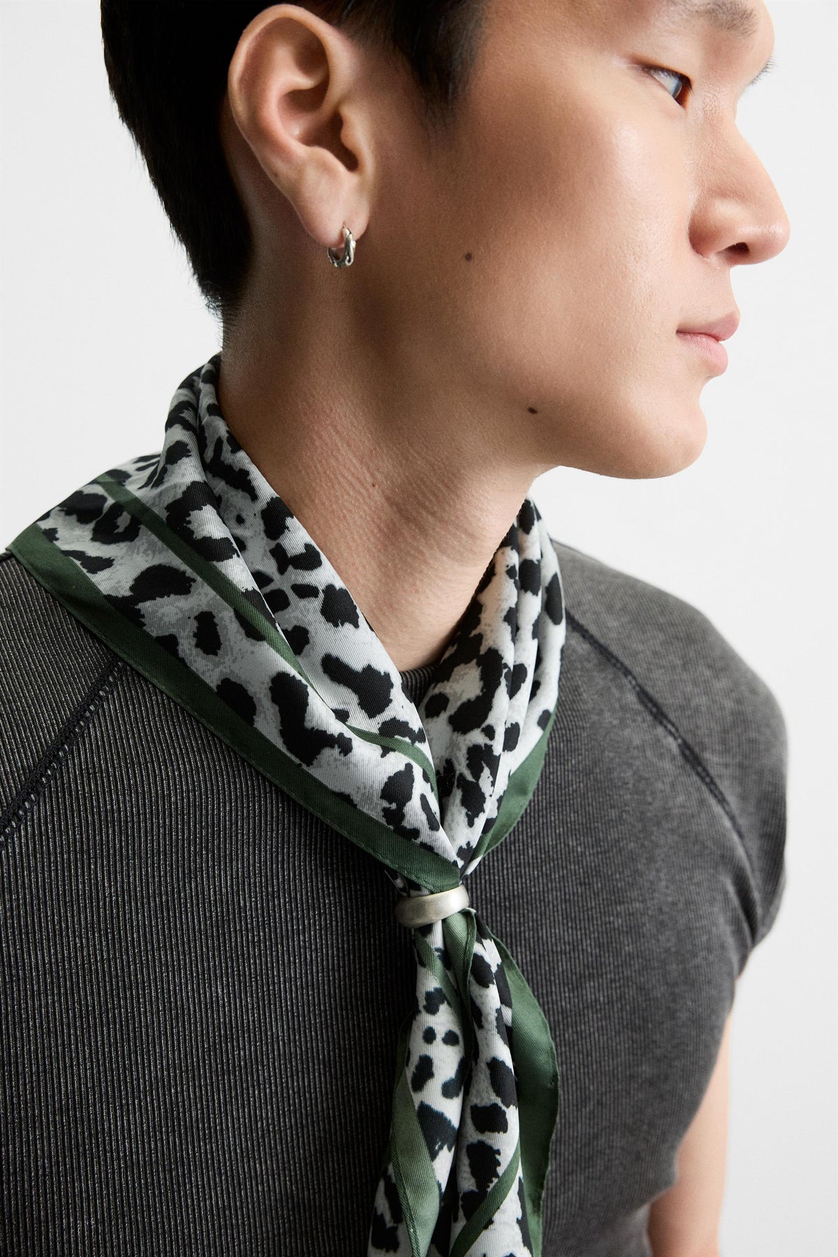 Bandana mit Tiermuster