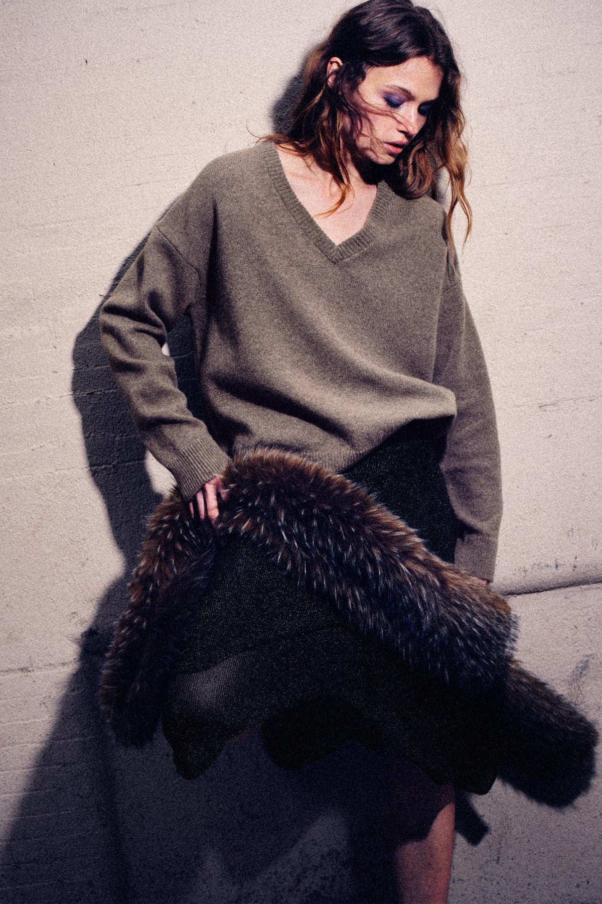 Kaschmir-Wollpullover mit V-Ausschnitt