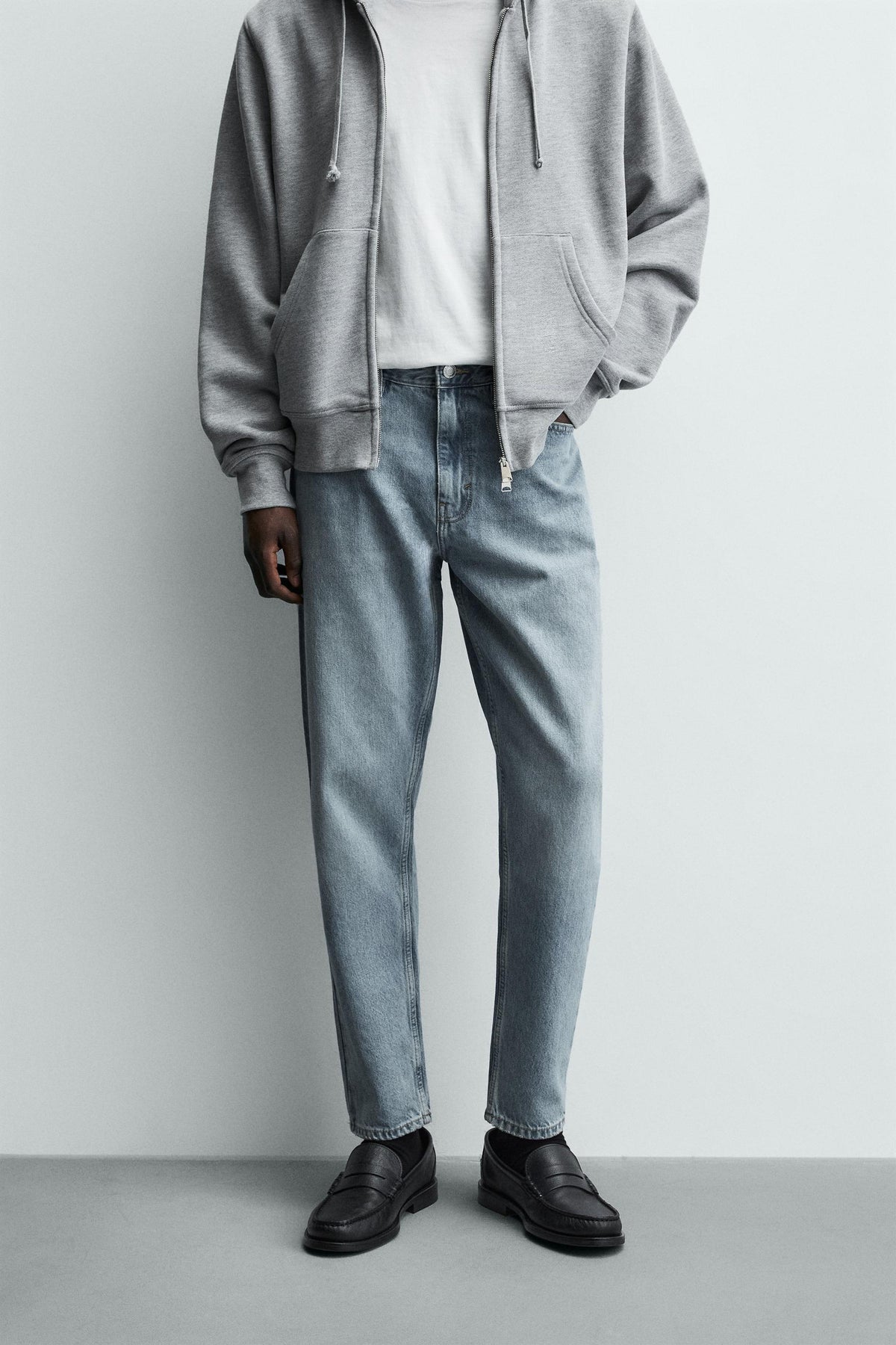 Schmal zulaufende Jeans