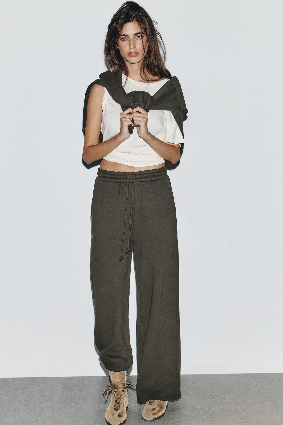 WASHED STUDDED TROUSERS