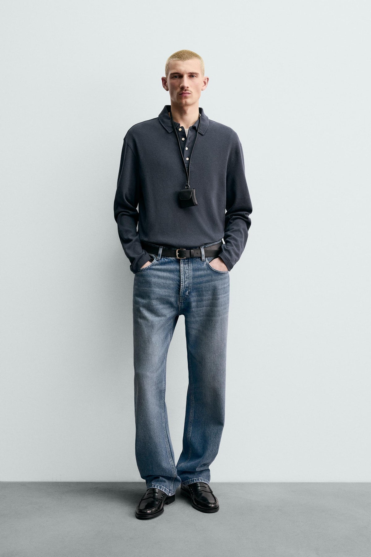 Polohemd mit gebürsteter Textur