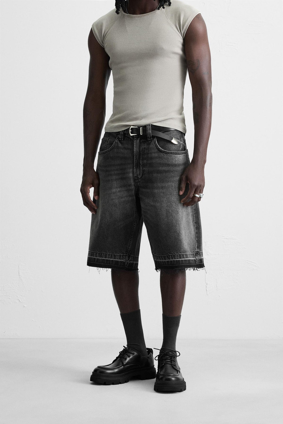 BAGGY FIT DENIM BERMUDA SHORTS - Image 2