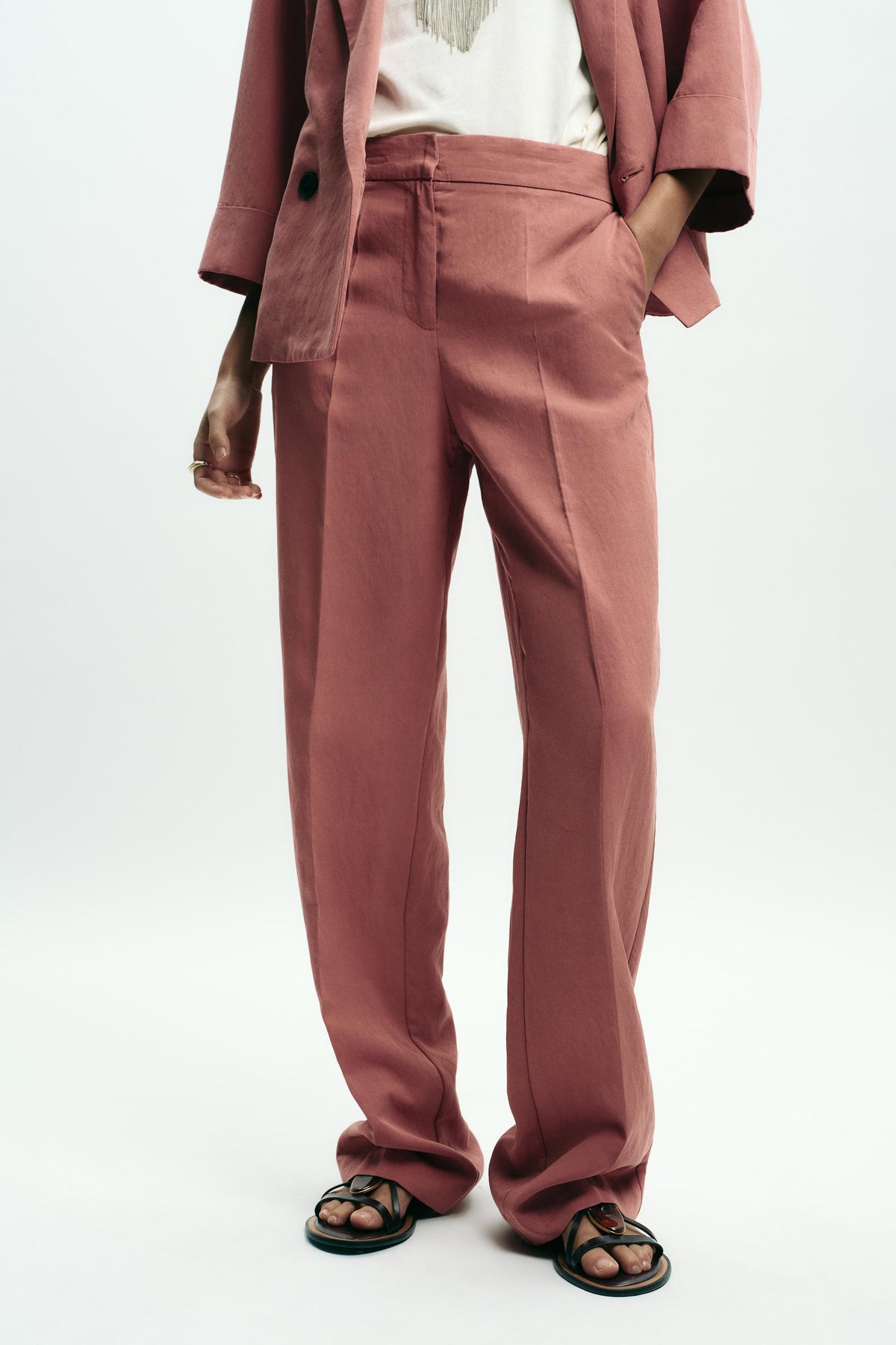 STRAIGHT-LEG TROUSERS ELASTICATED WAIST