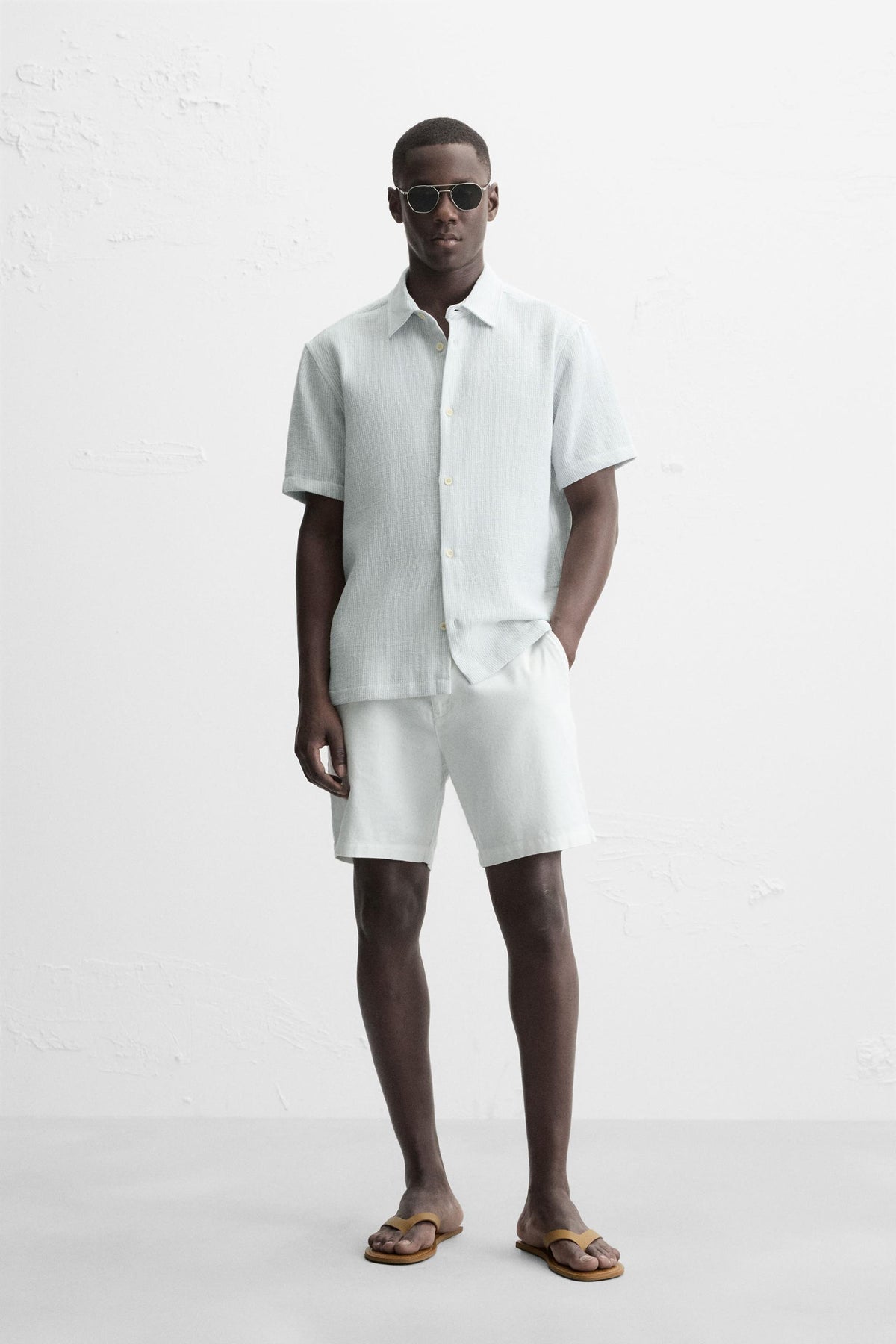 COTTON/LINEN BERMUDA SHORTS - Image 1