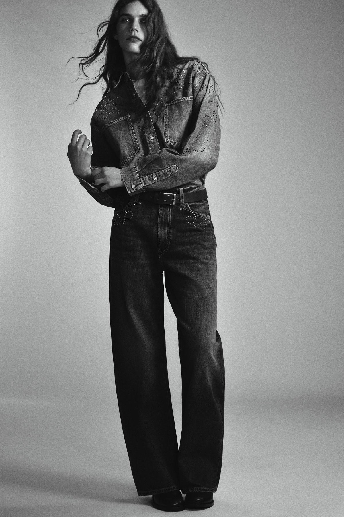 STUDDED DENIM SHIRT
