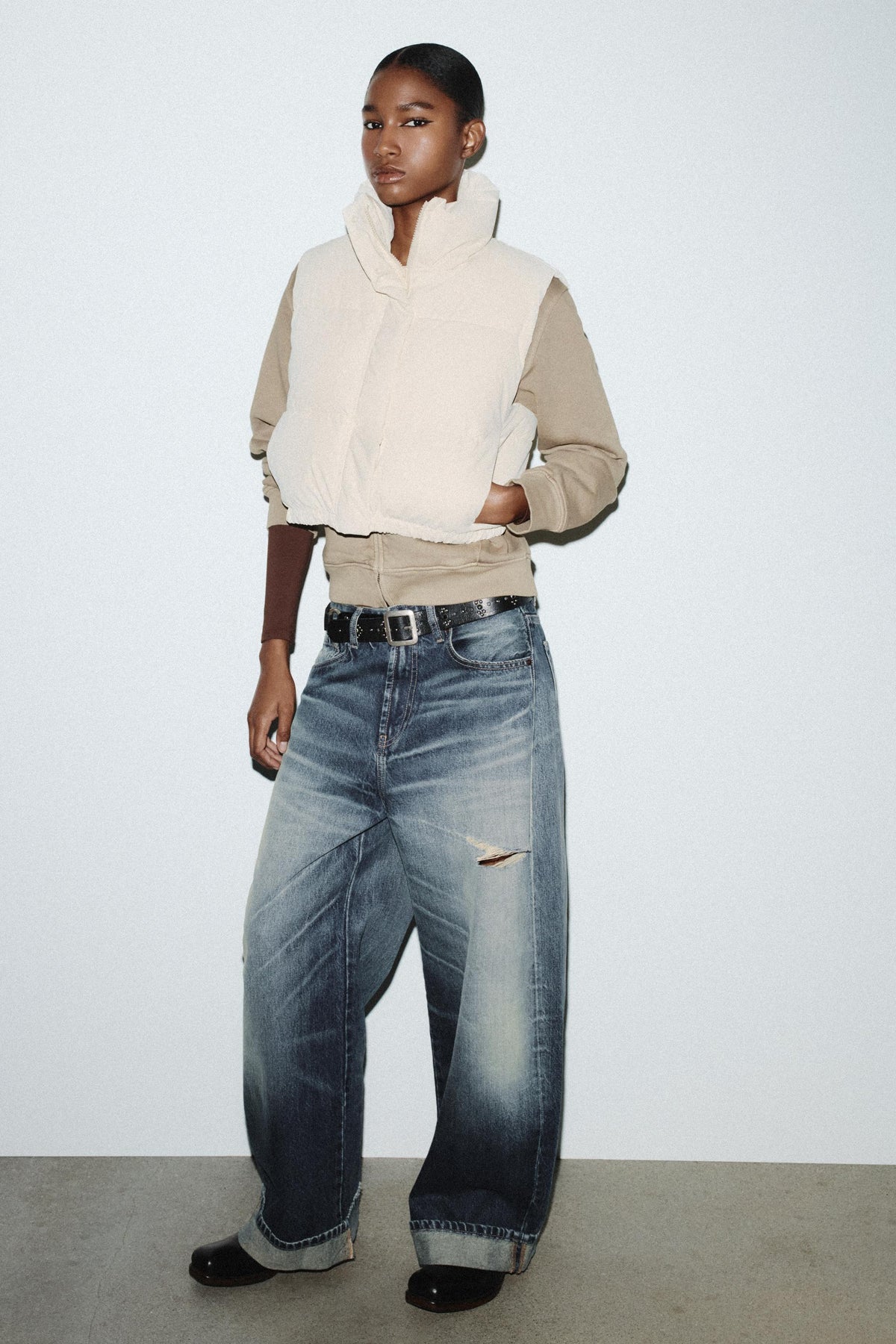 RUBBERISED QUILTED GILET - Image 1