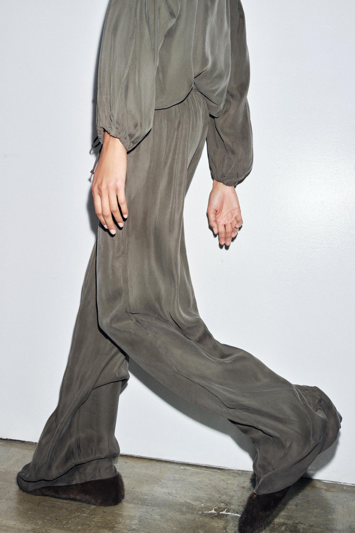 Flowing Trousers