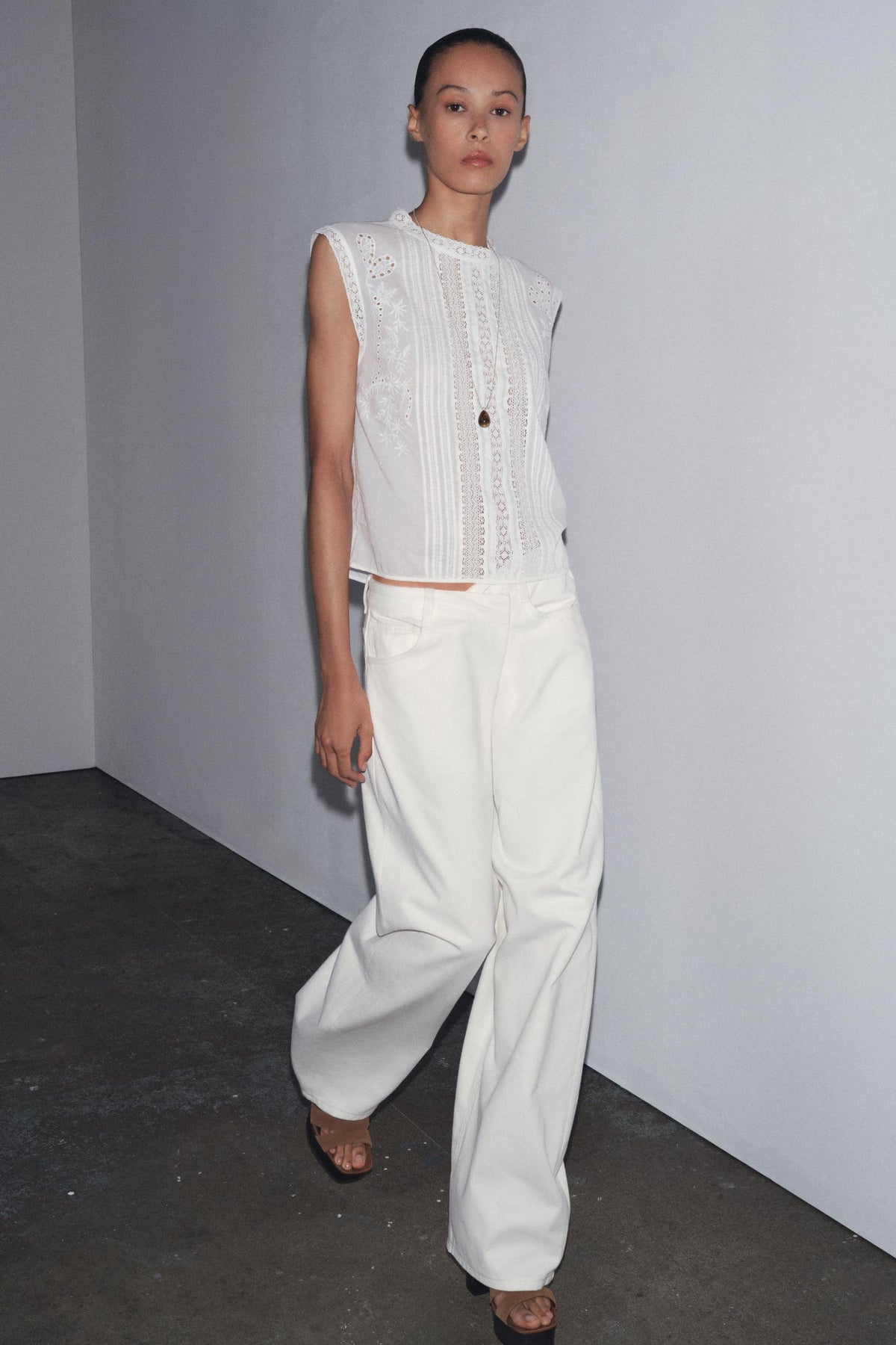 Sleeveless Ladder Stitch Blouse