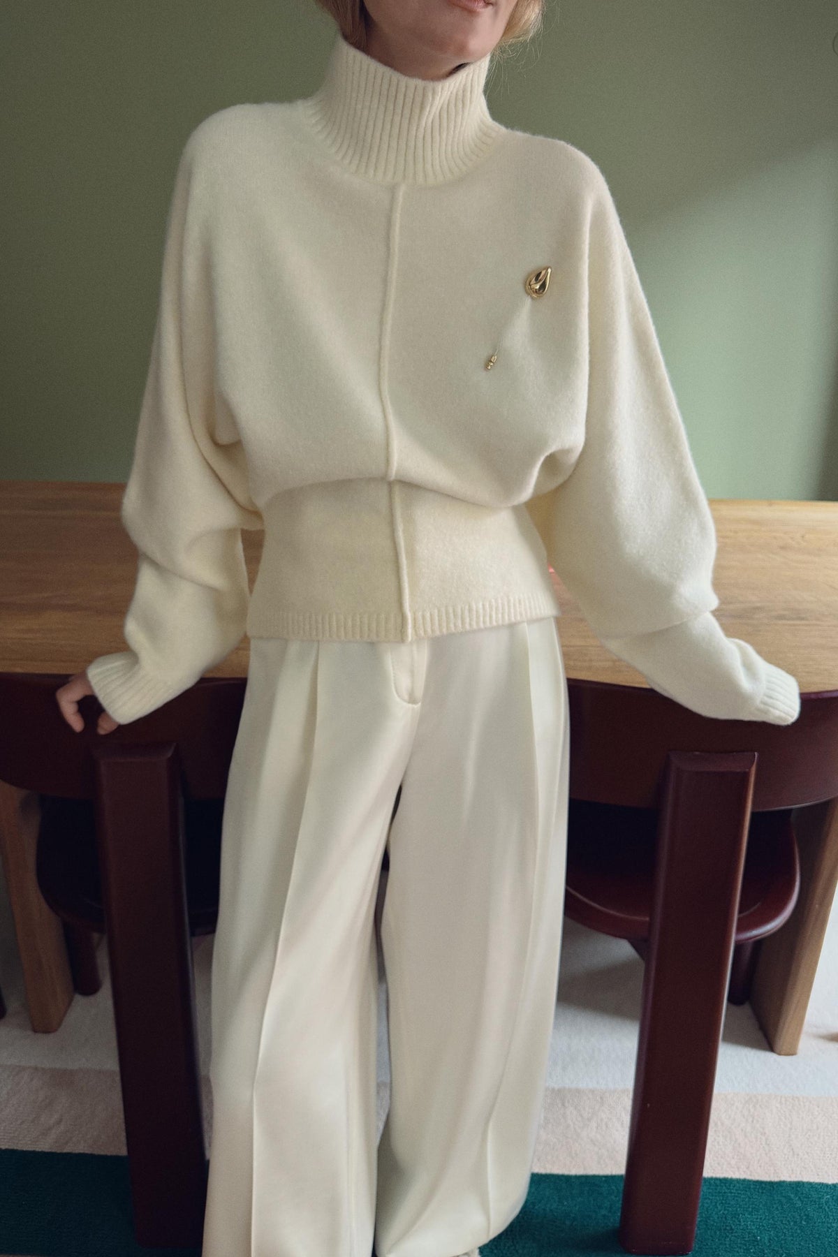 Strickpullover mit hohem Kragen