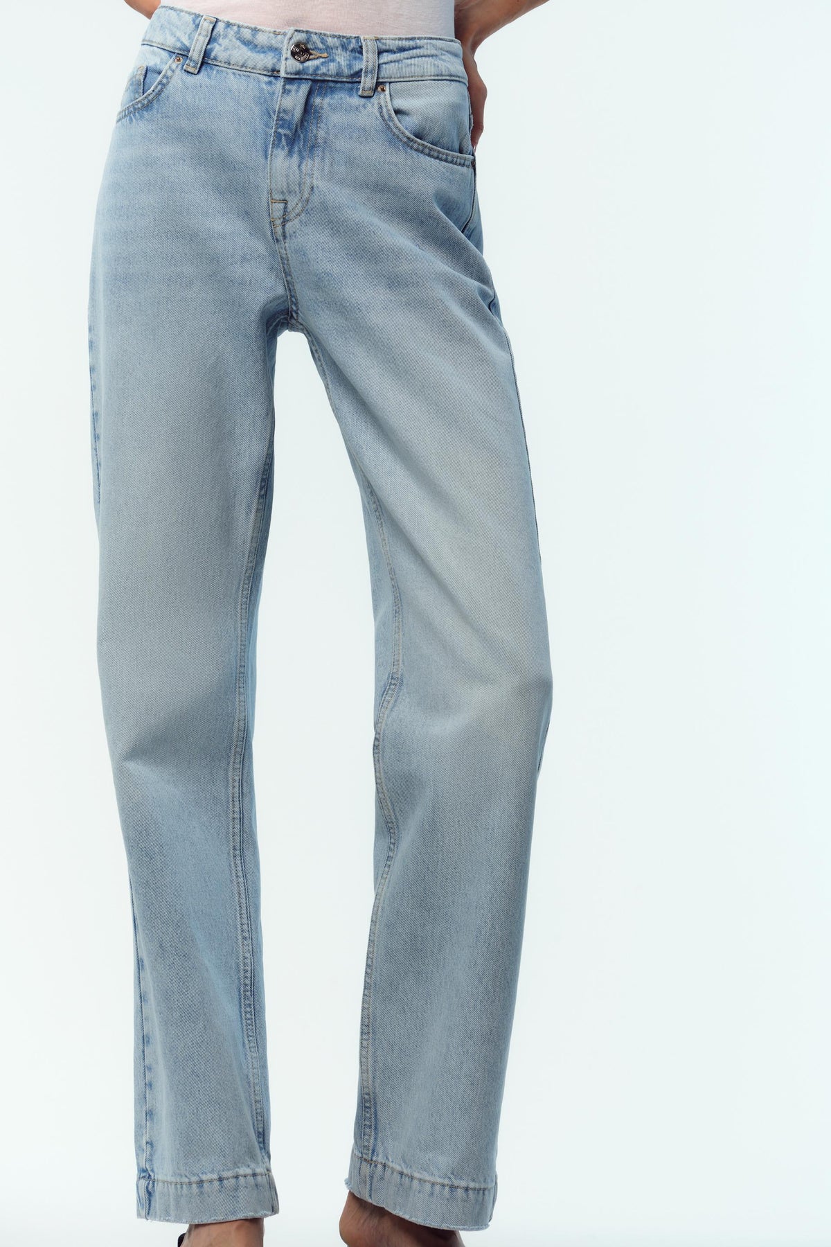 Straight mid-waist full-length jeans