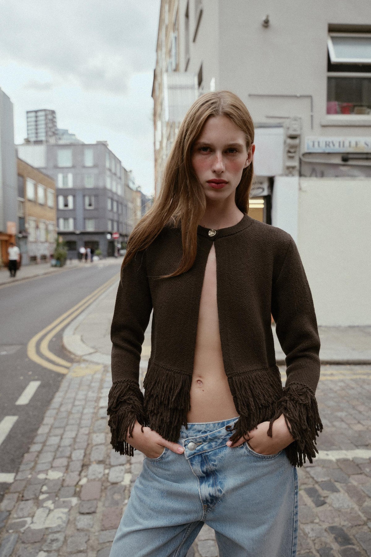 Fransenstrickjacke
