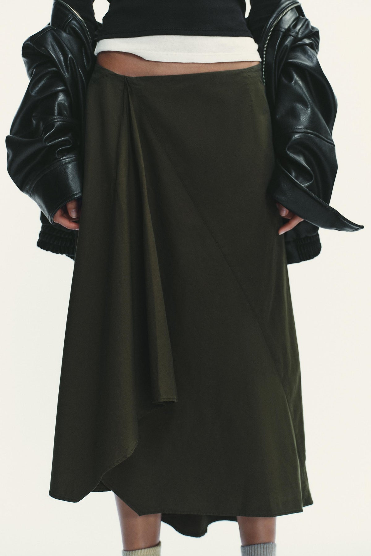 ASYMMETRISCHER MODEROCK