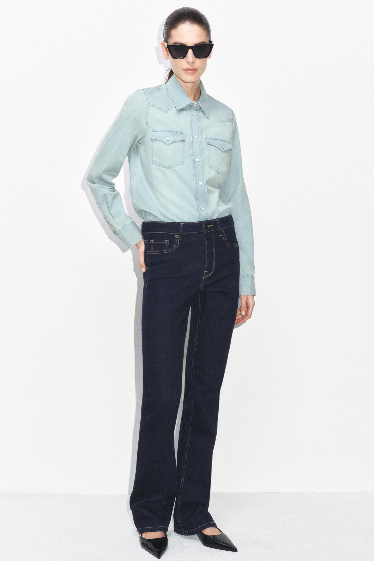 Bootcut-Jeans mit hohem Bund
