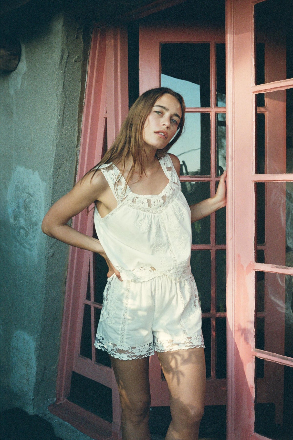 Bestickte Spitzenshorts