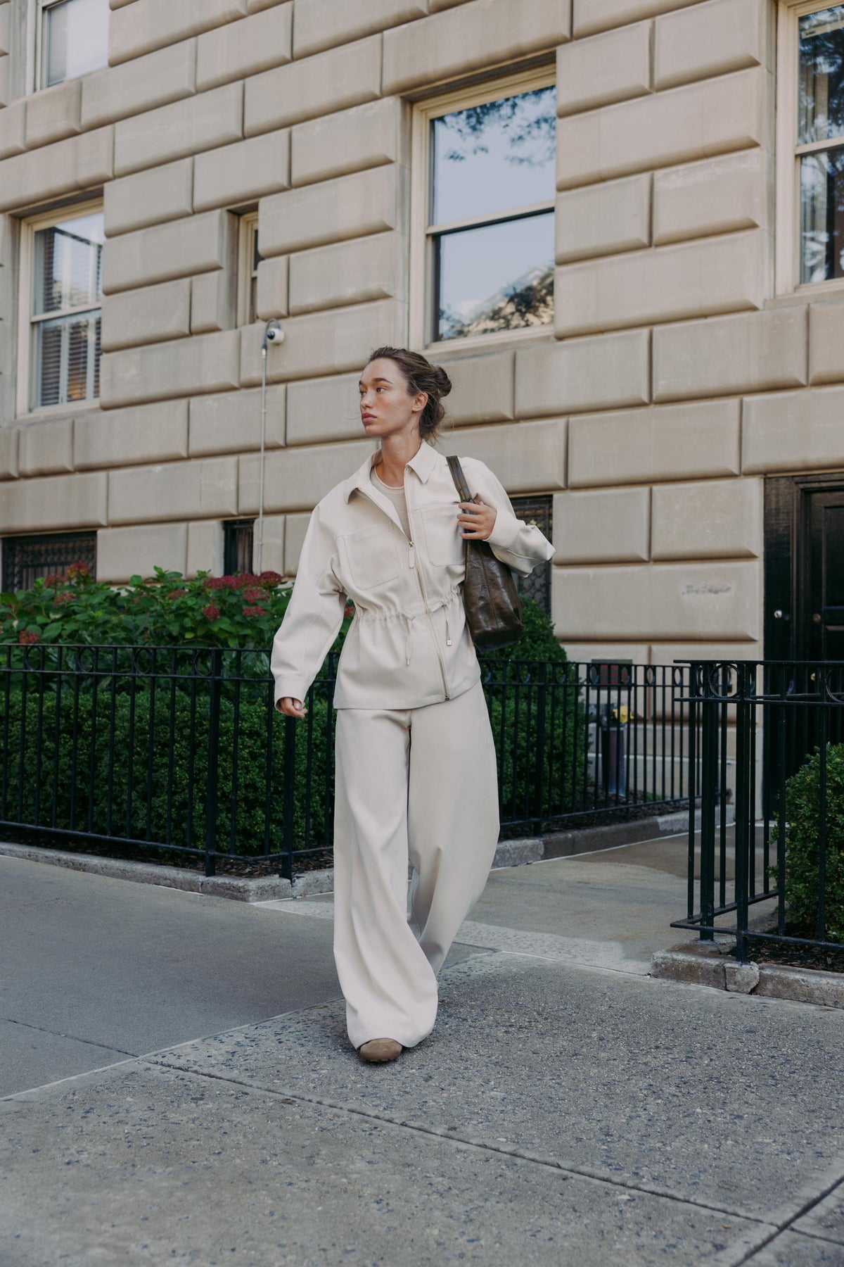 Wide-leg trousers