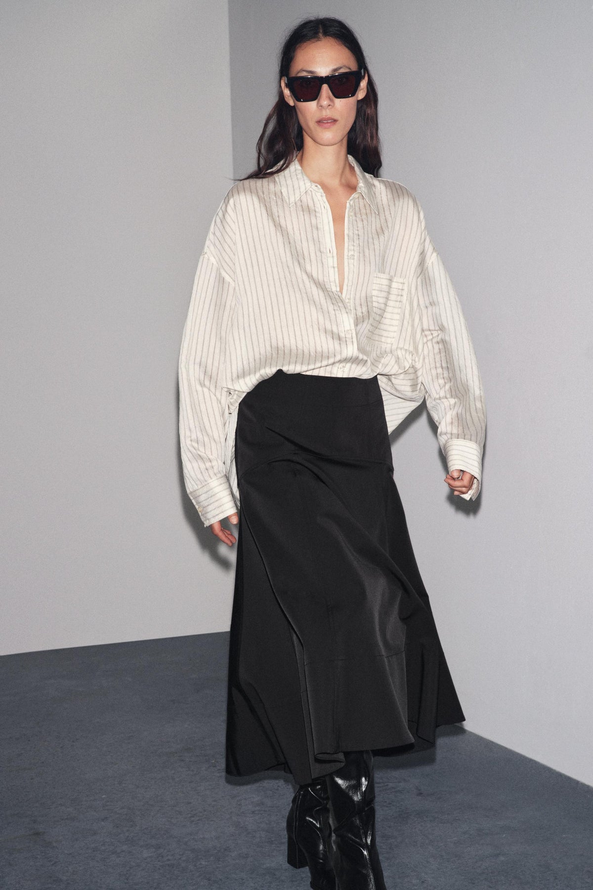 FLARED BELT SKIRT