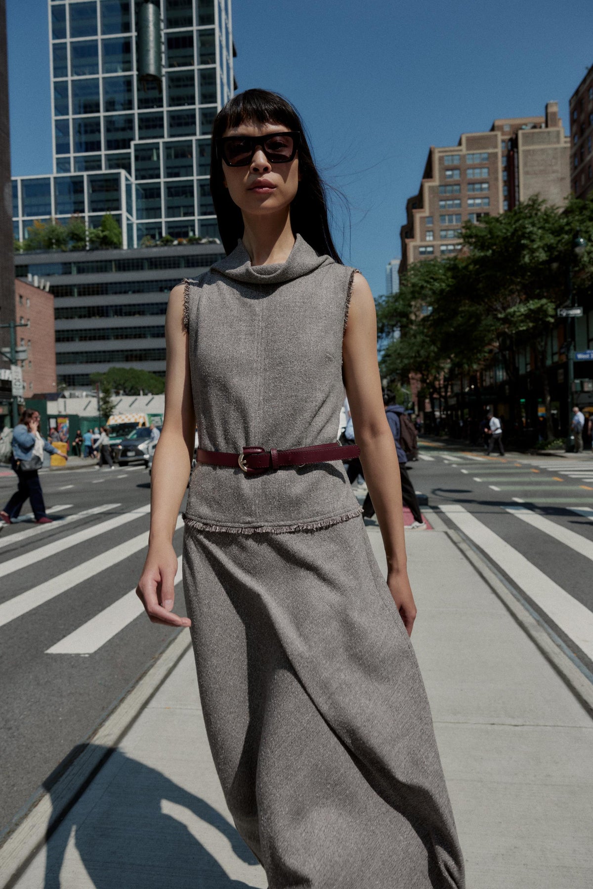 BELTED STRUCTURE MIDI DRESS