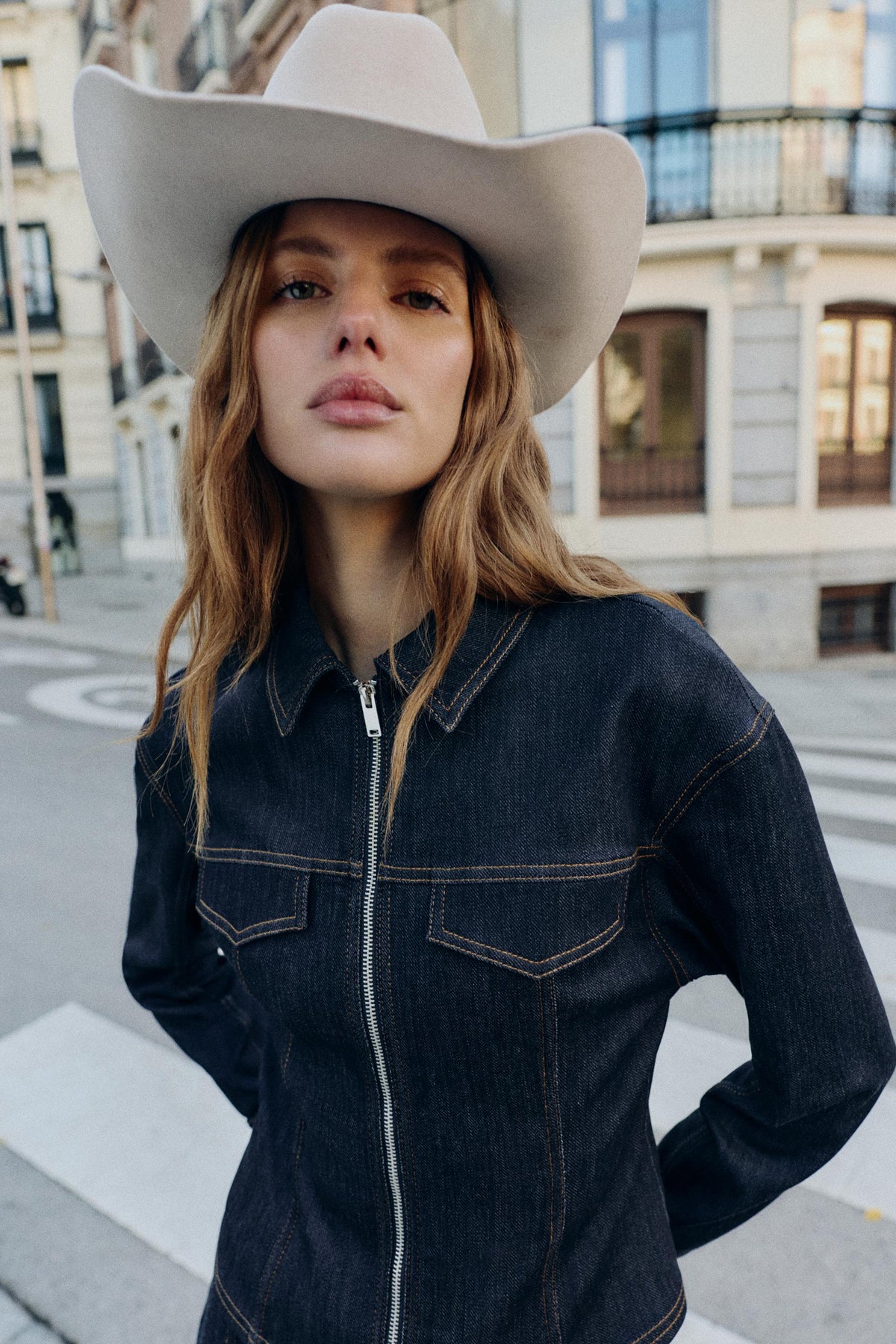 Figurbetonte Jeansjacke
