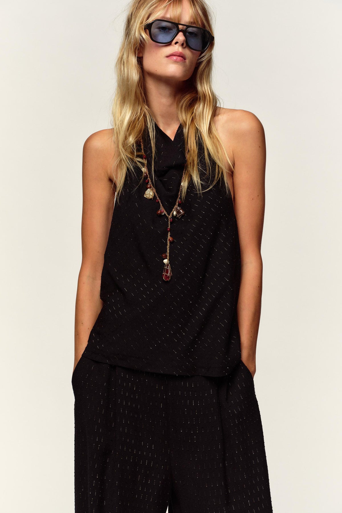 METALLISCHES HALTER-TOP