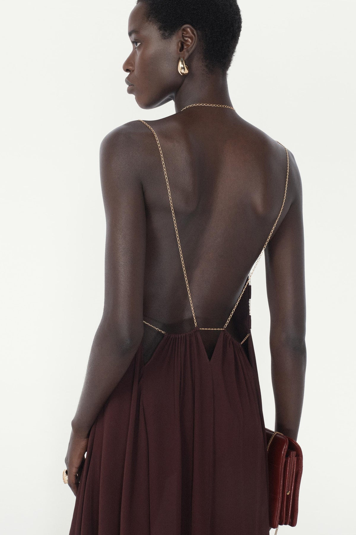 Trägerkleid mit Kette