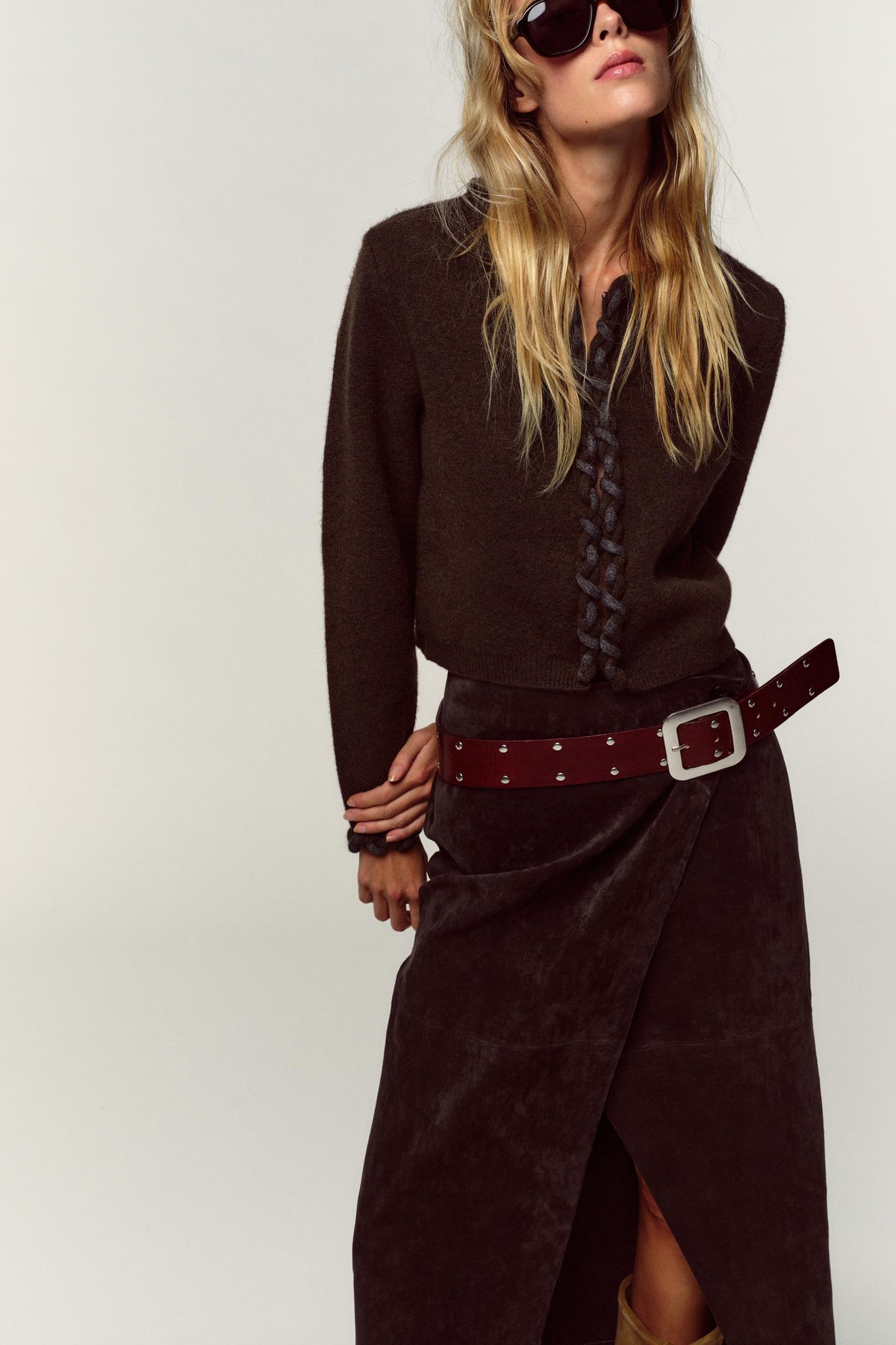 Strickjacke mit eingewebtem Besatz