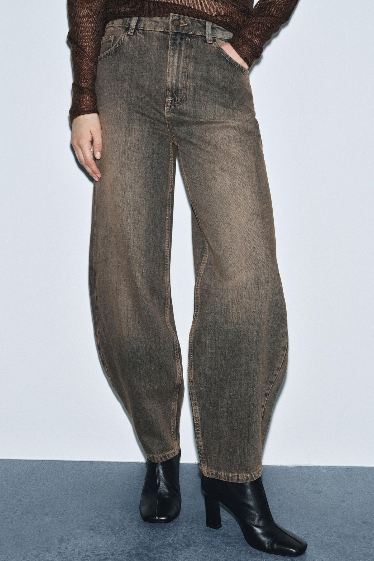 Barrel Jeans mit mittelhohem Bund