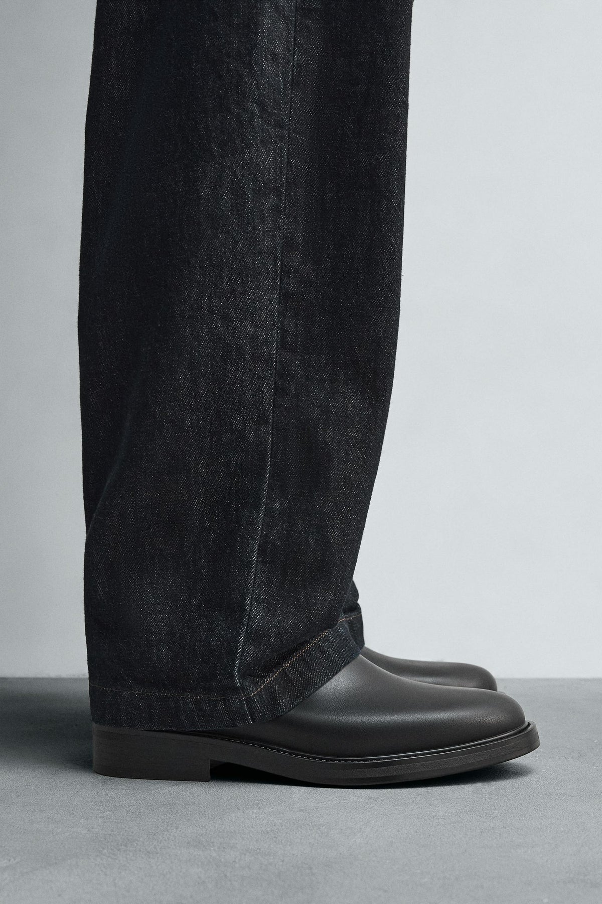 DRESS CHELSEA BOOTS - Image 1