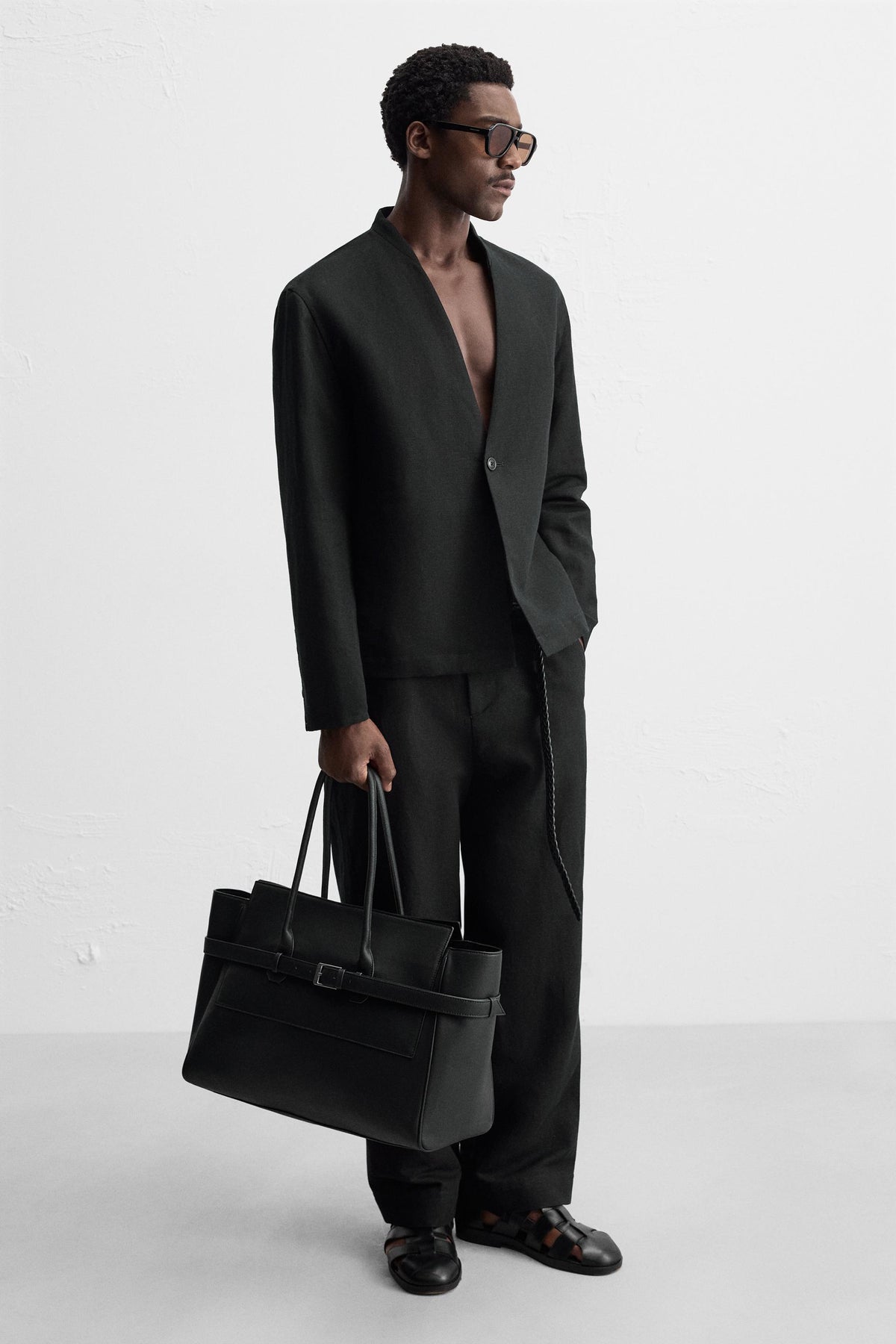 GÜRTELTE HANDTASCHE