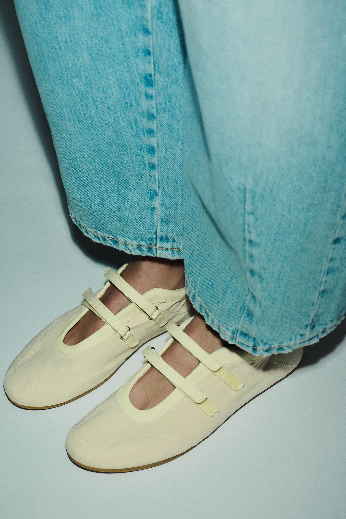 SATIN BALLET FLATS