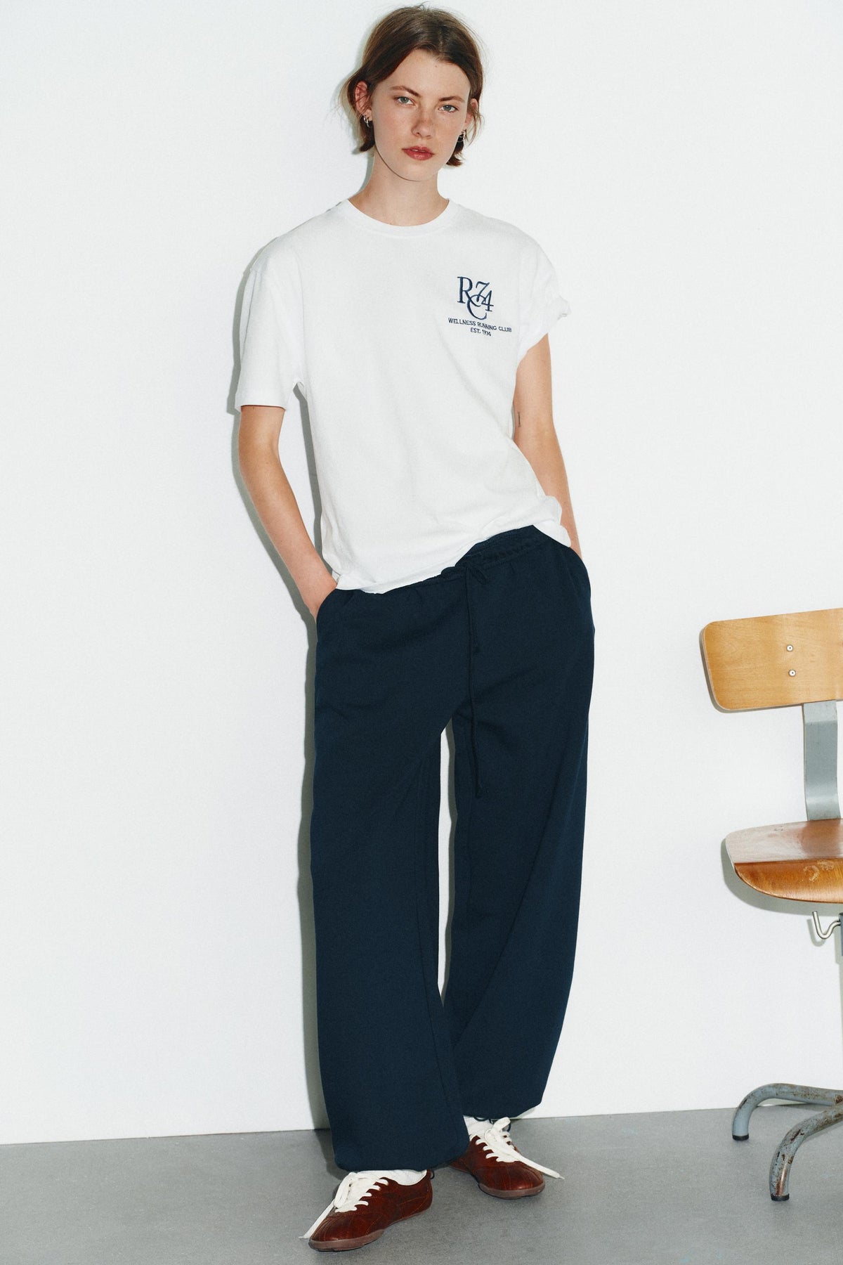 EMBROIDERED T-SHIRT