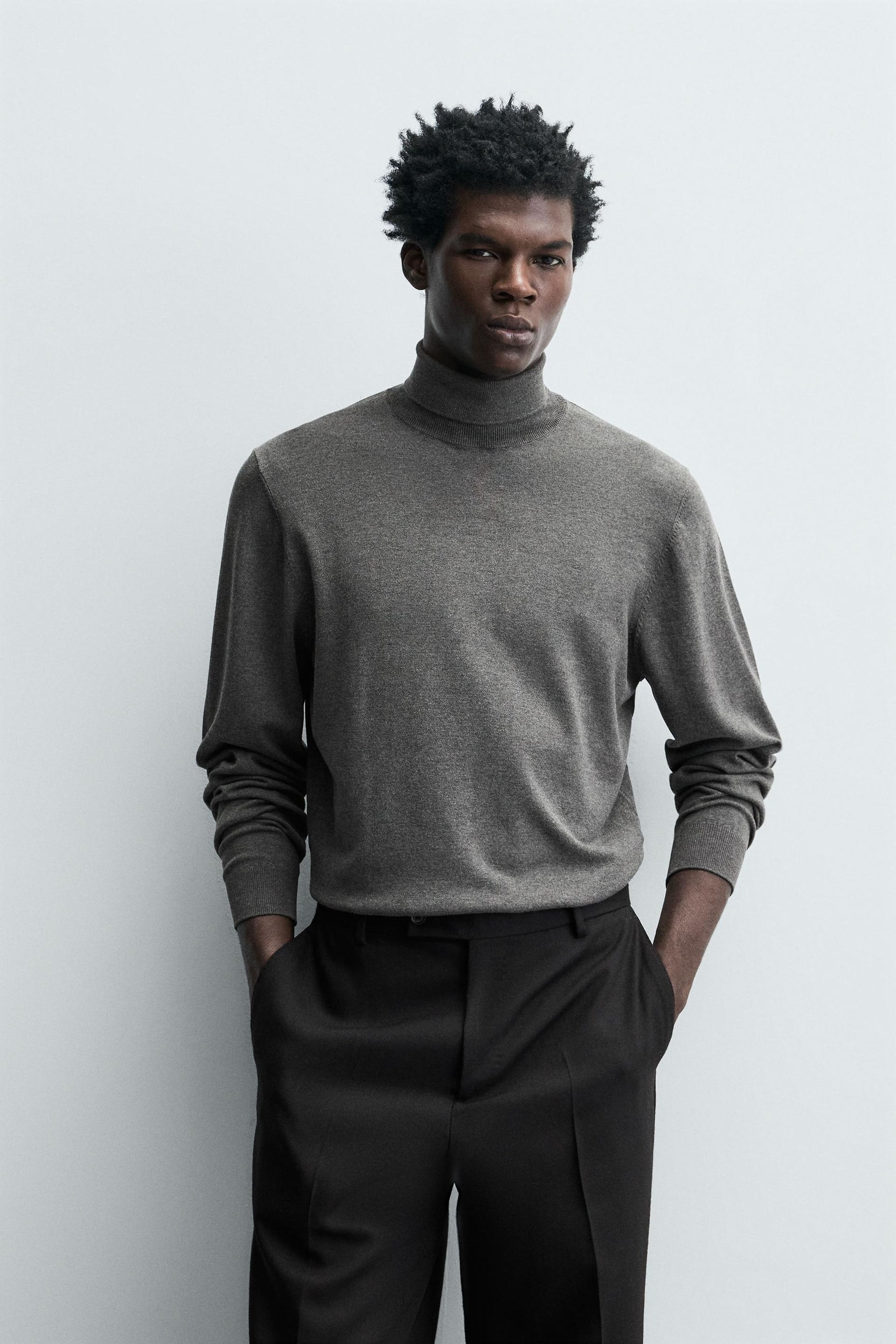 BASIC HIGH NECK SWEATER - Image 2