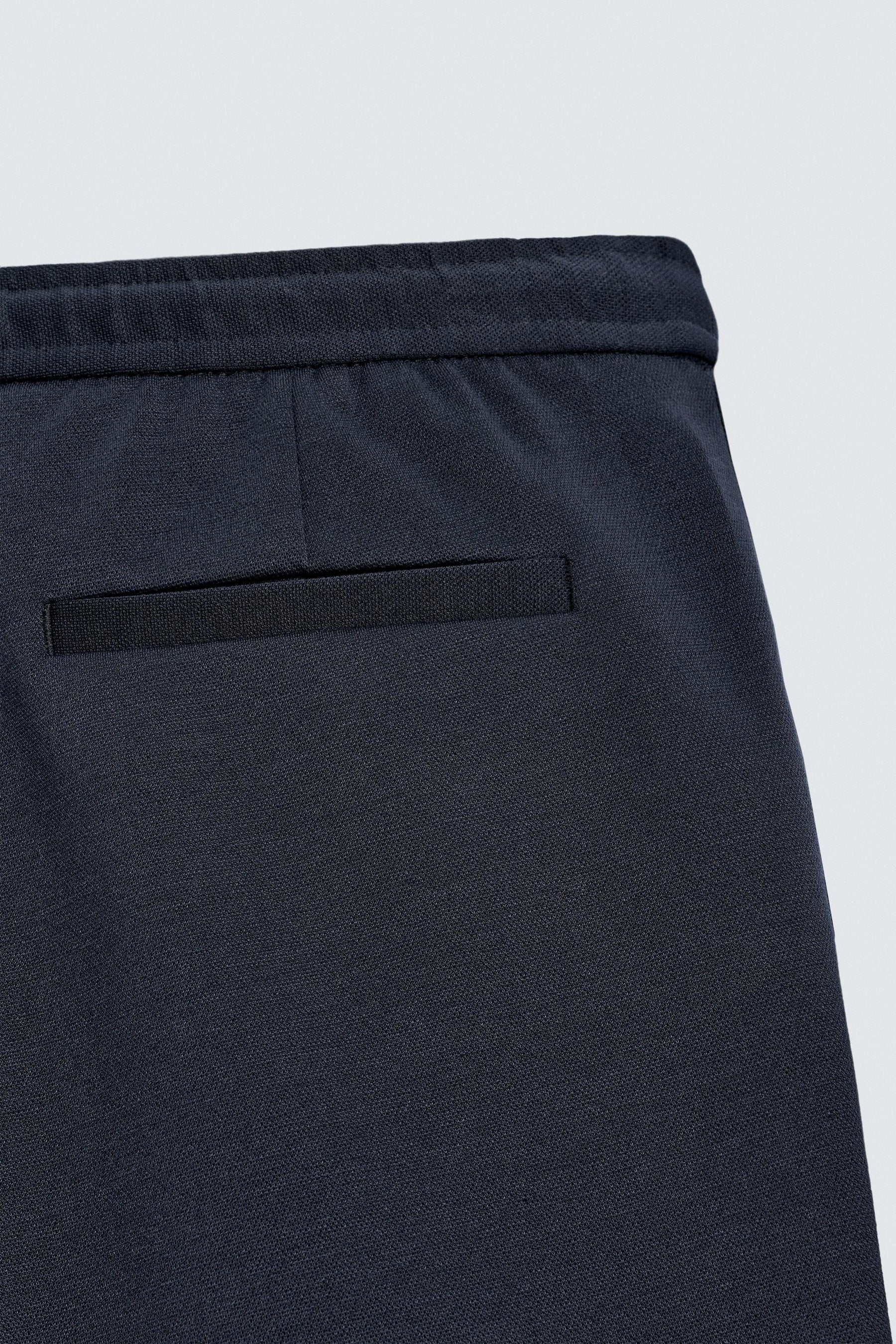 Comfort Fit Shorts