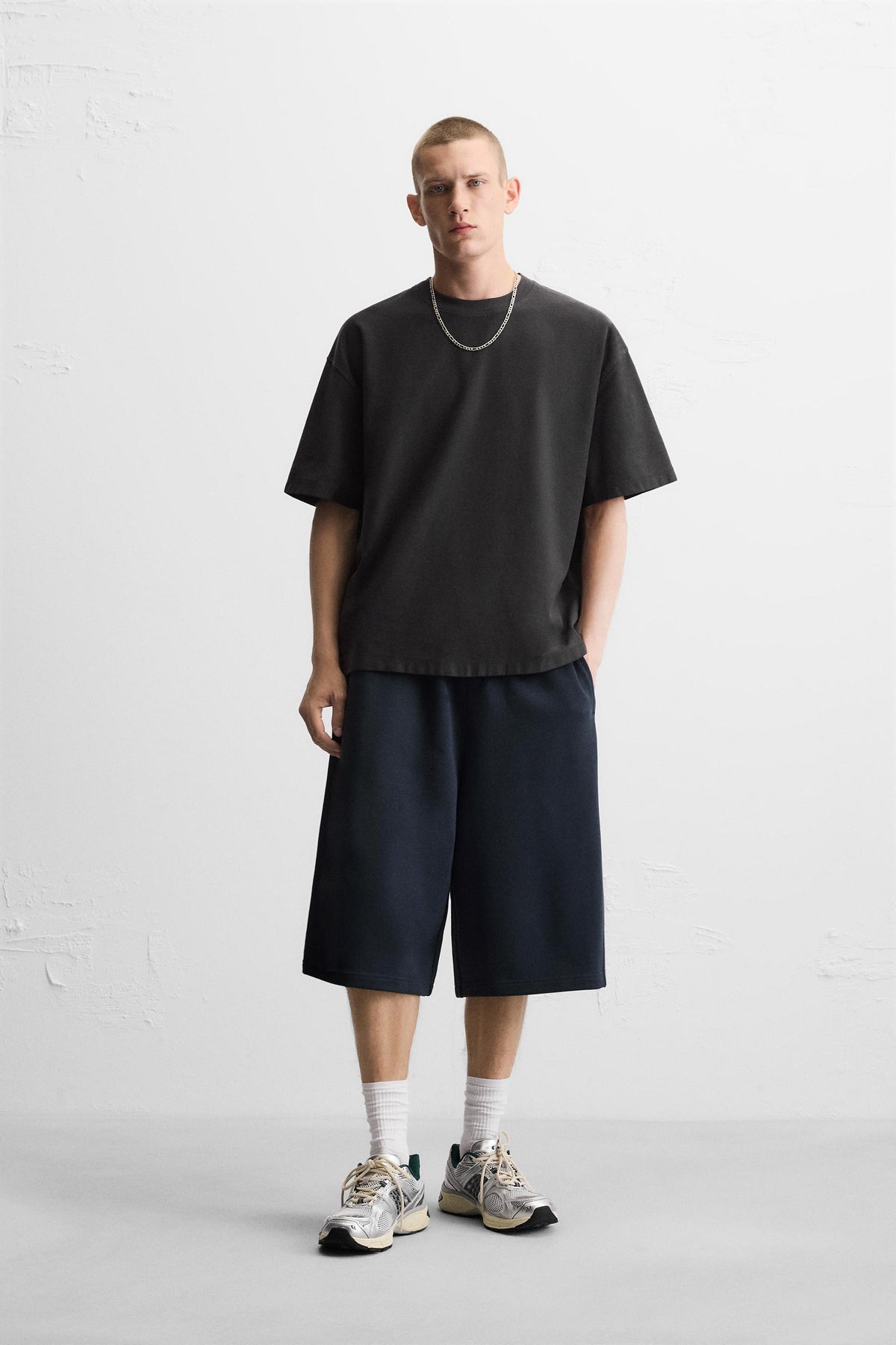BOXY FIT HEAVYWEIGHT T-SHIRT - Image 1