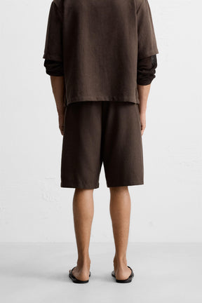 TEXTURED BERMUDA SHORTS WITH PLEATS - Image 3