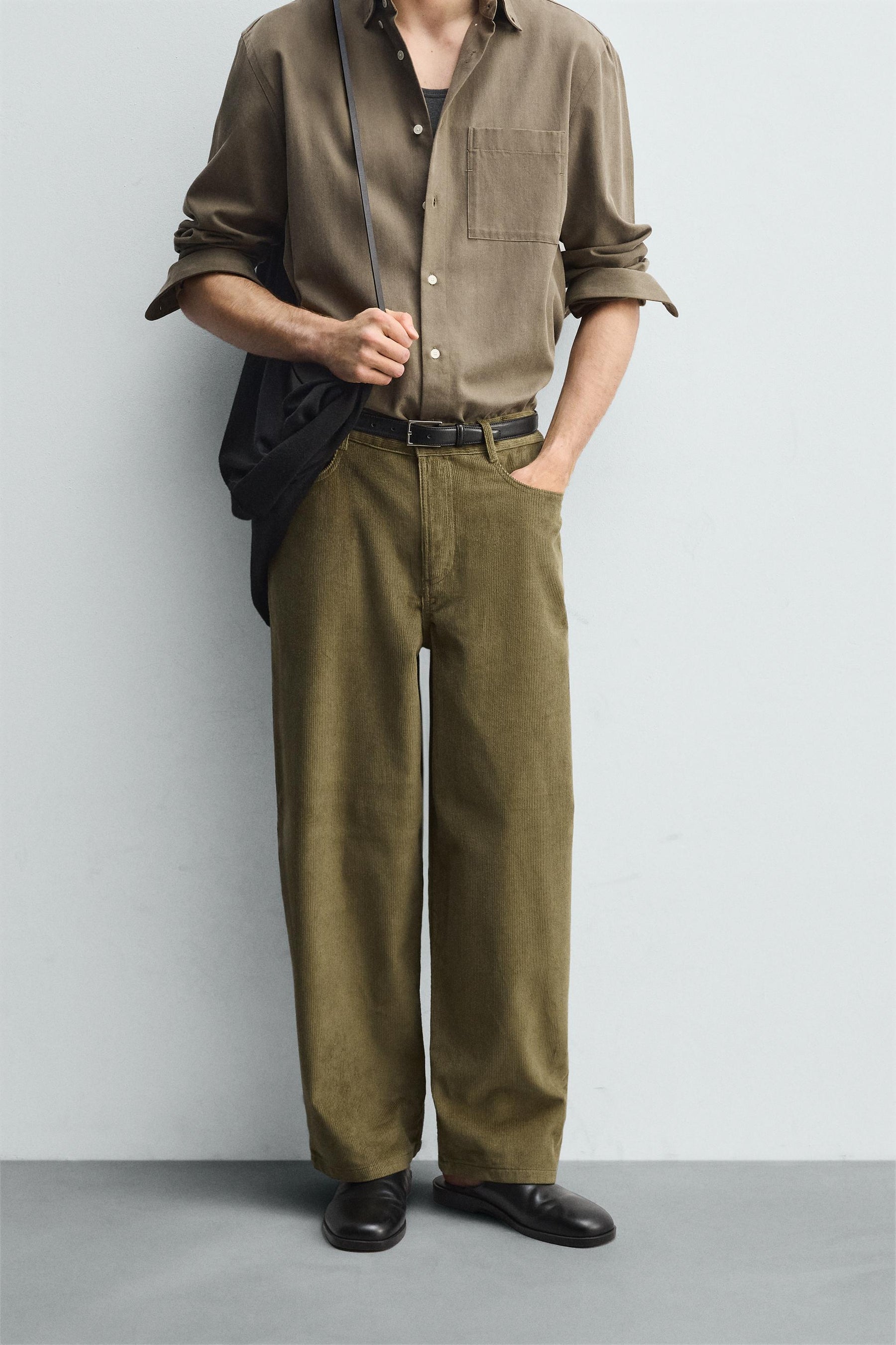 Balloon Corduroy Pants