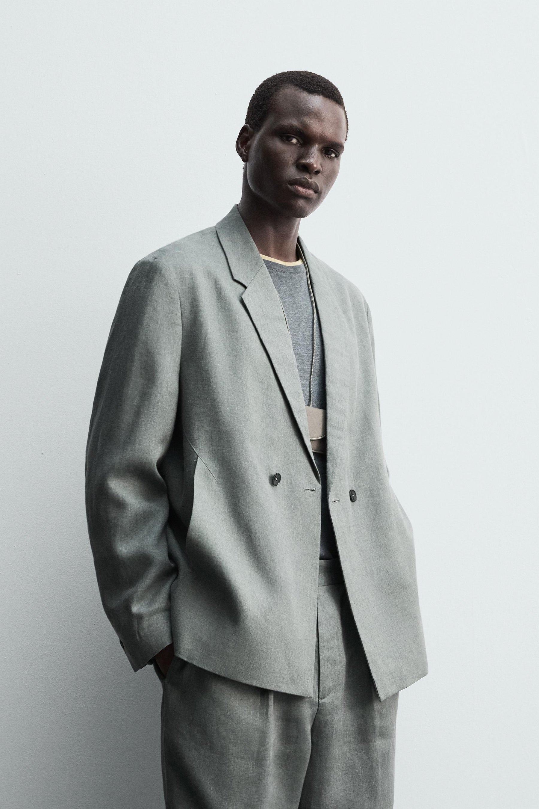 DOUBLE-BREASTED 100% LINEN SUIT BLAZER - Image 2