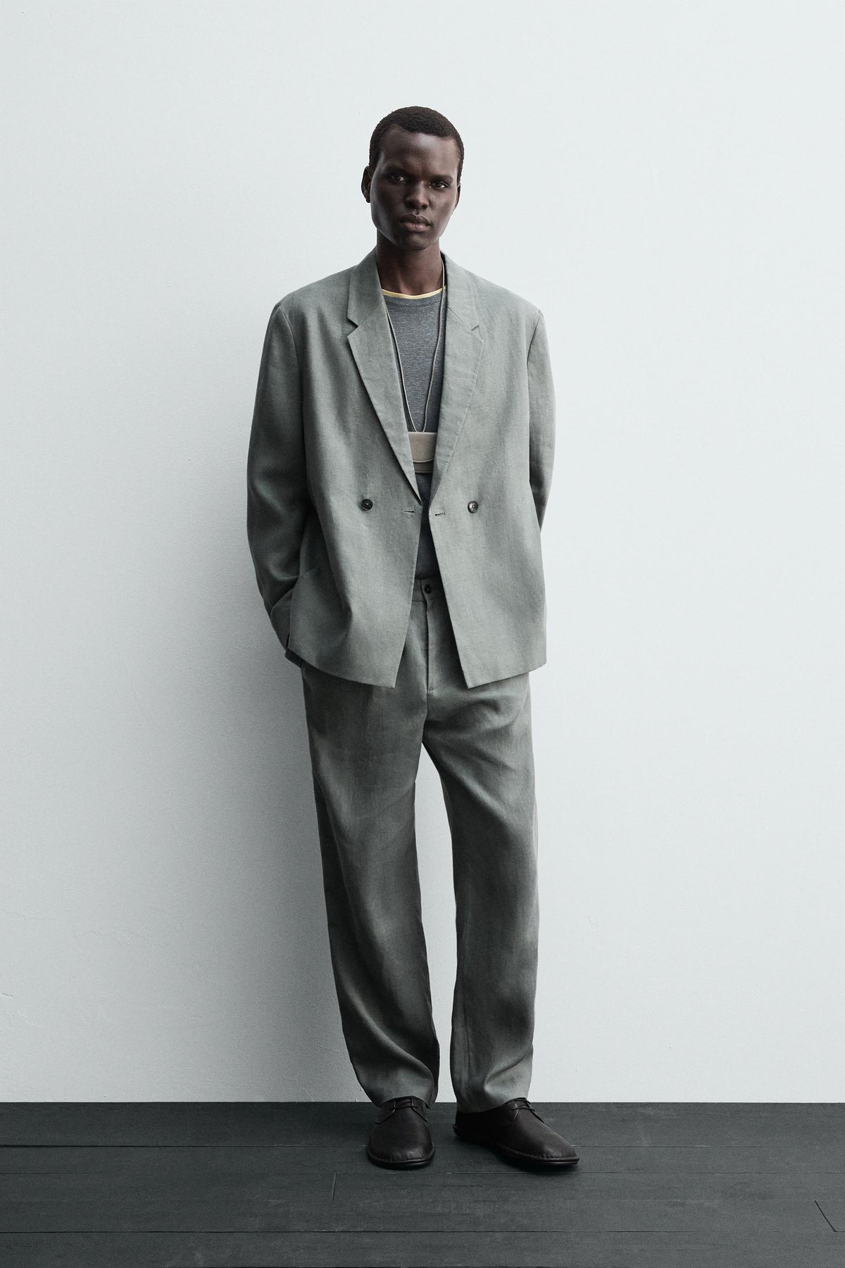 DOUBLE-BREASTED 100% LINEN SUIT BLAZER - Image 1