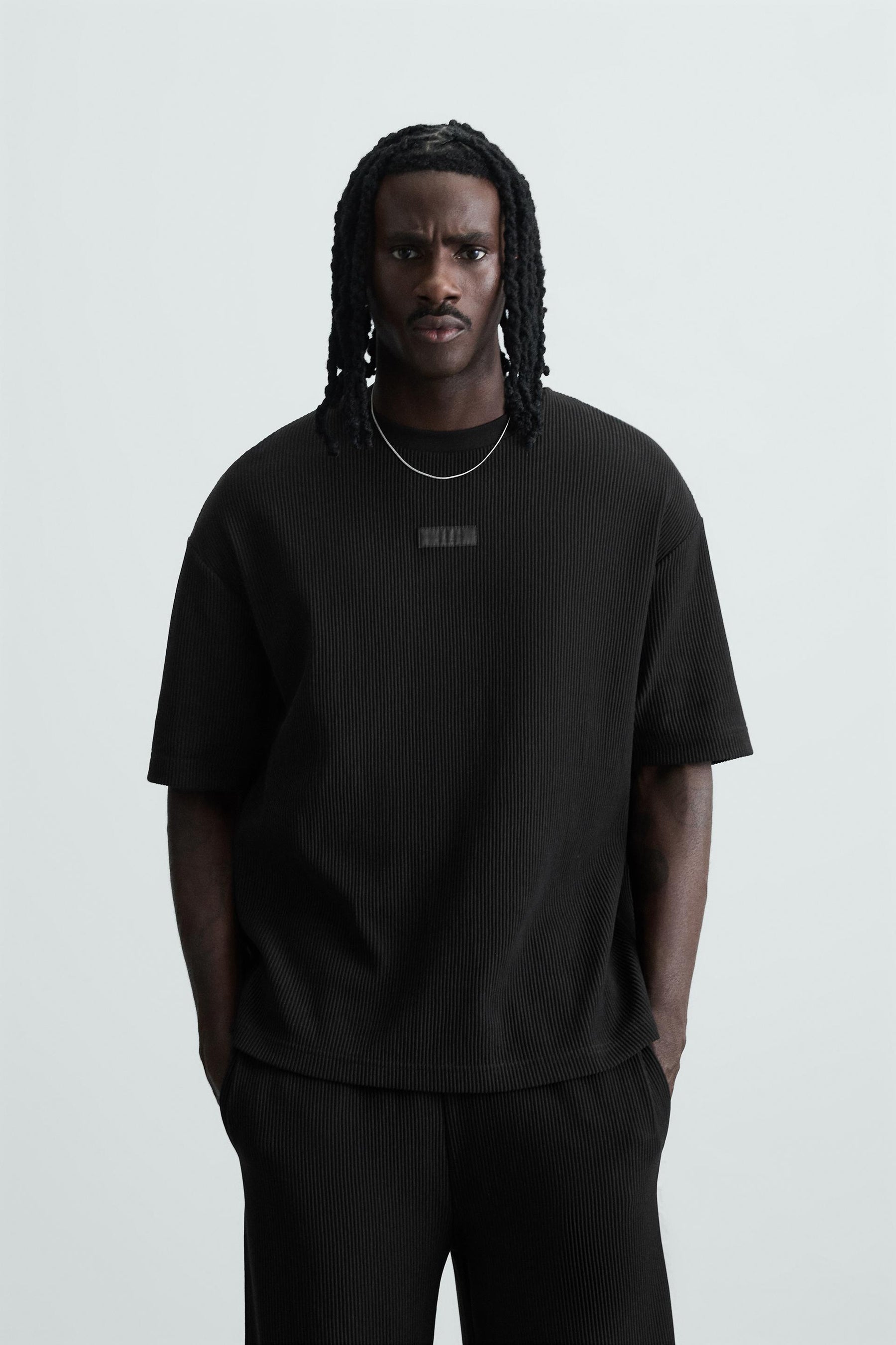 VERTICAL TEXTURE T-SHIRT - Image 2