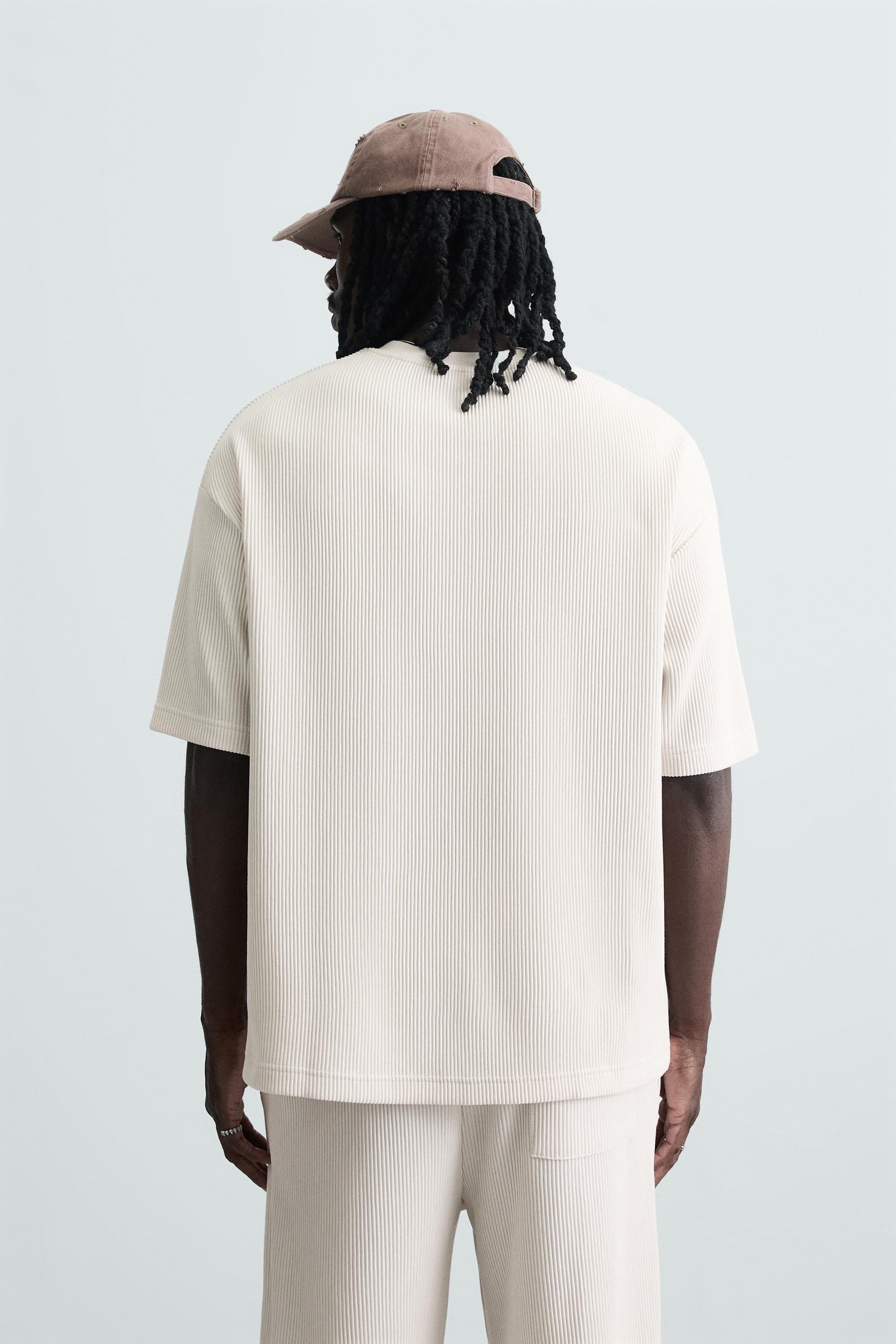 VERTICAL TEXTURE T-SHIRT - Image 3