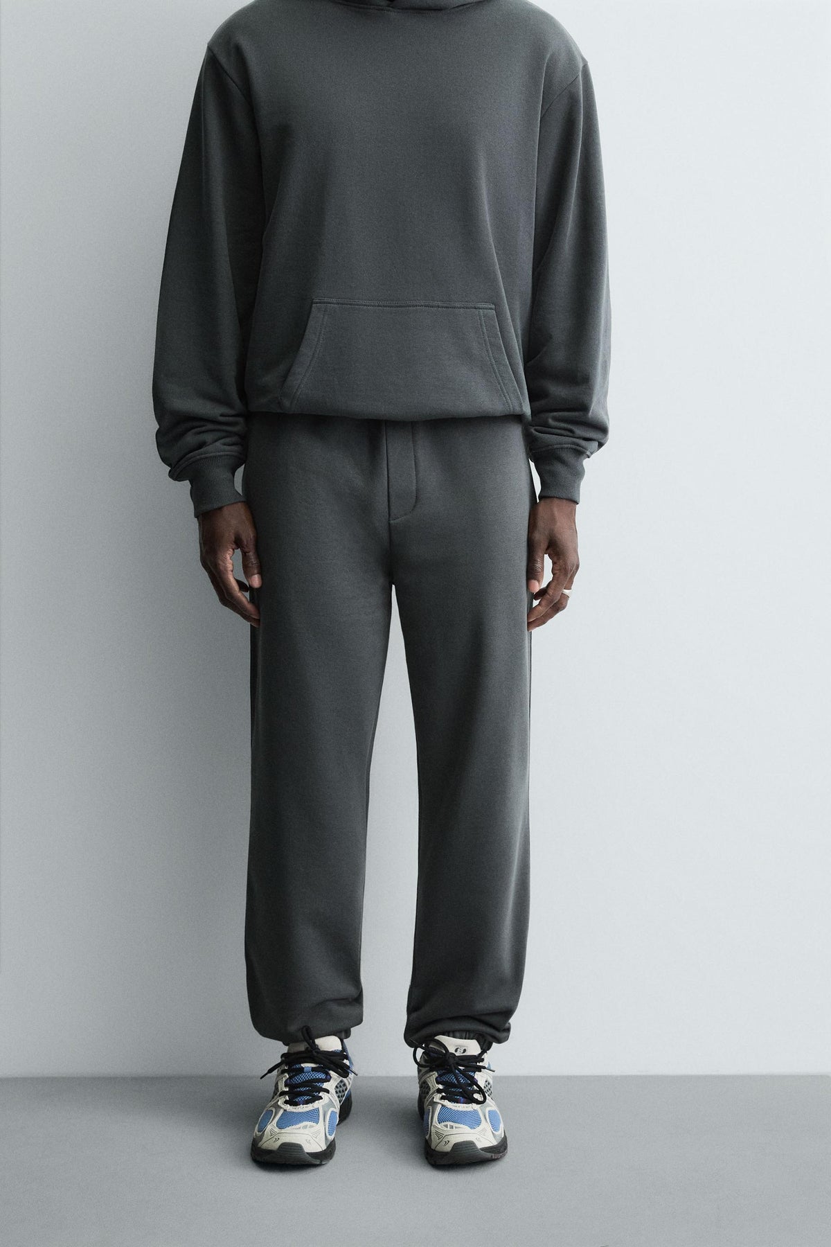 Relaxed Jogger Pants