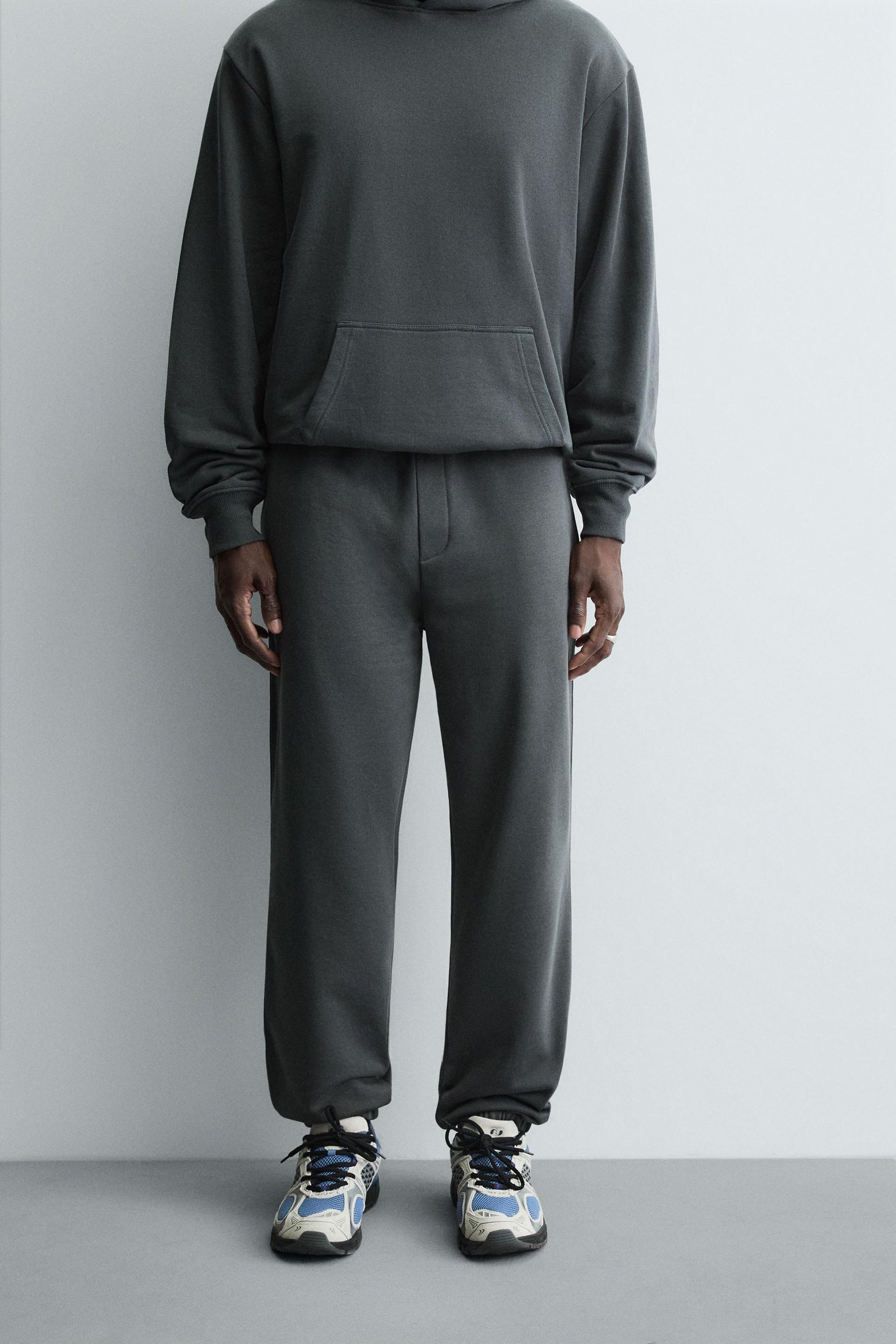 Relaxed Jogger Pants