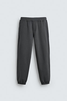Relaxed Jogger Pants