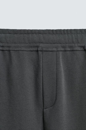 Relaxed Jogger Pants