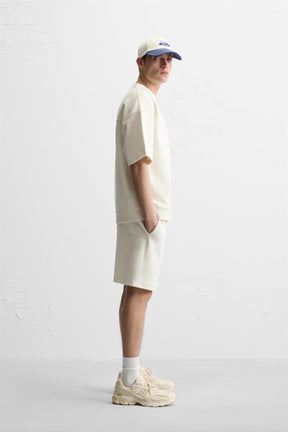 TECHNICAL INTERLOCK BERMUDA SHORTS - Image 4