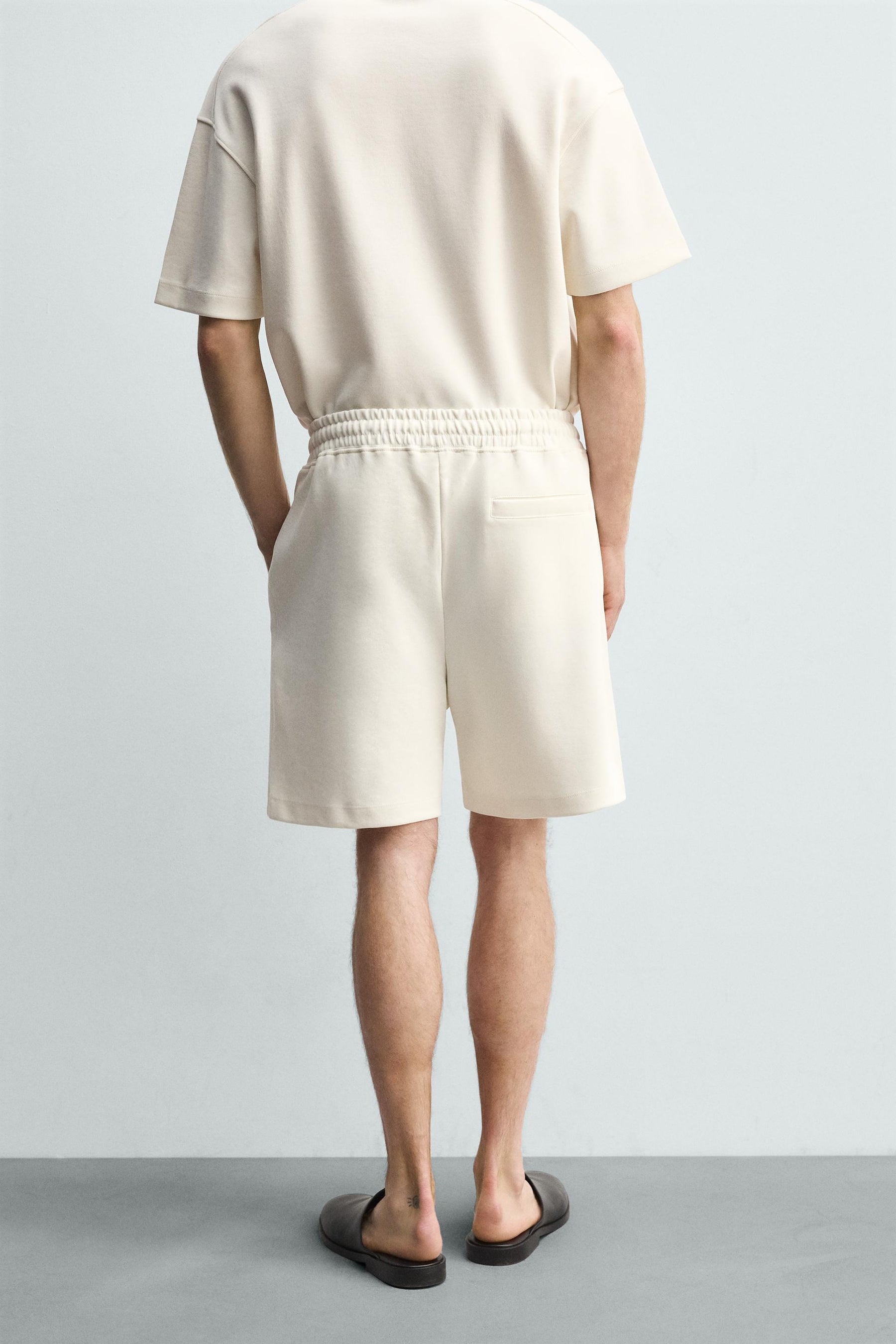 Relaxed Jogger Shorts