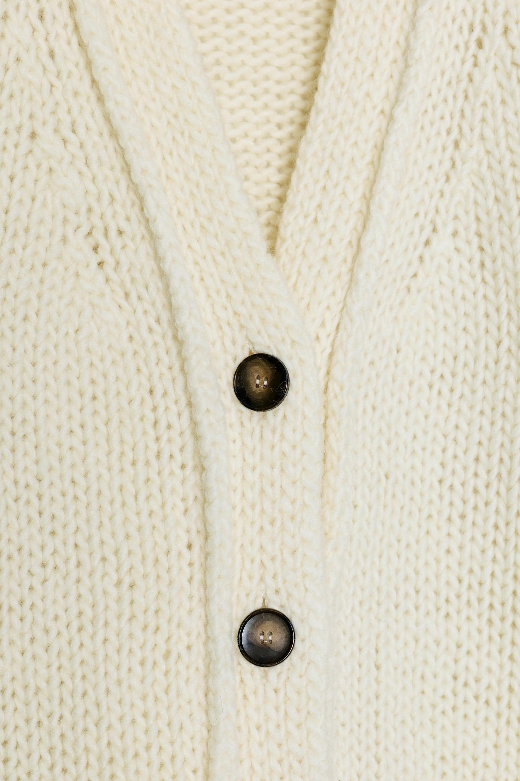 WOOL V-NECK CARDIGAN