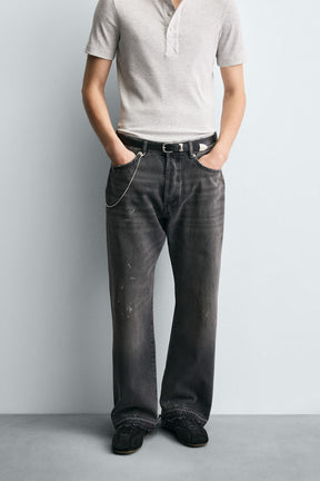 LOOSE FIT JEANS WITH PAINT SPLATTER - Image 2